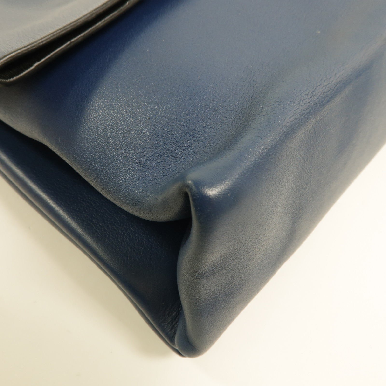 CELINE 牛皮皮革Blade Flap Bag肩背袋