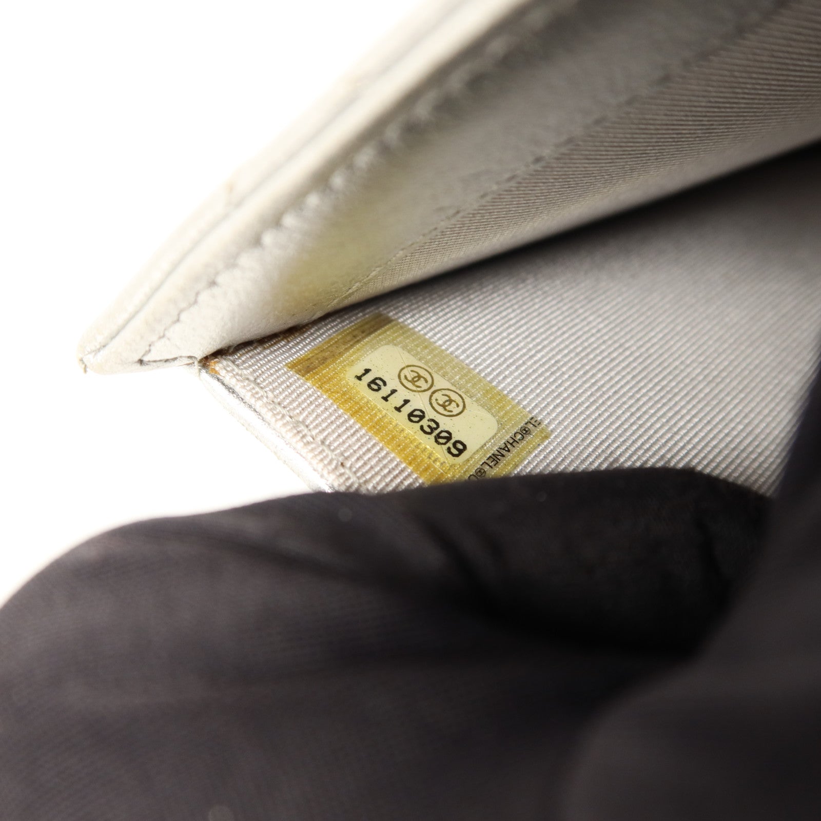 CHANEL 羊皮皮革Trifold Long Wallet銀扣長錢包