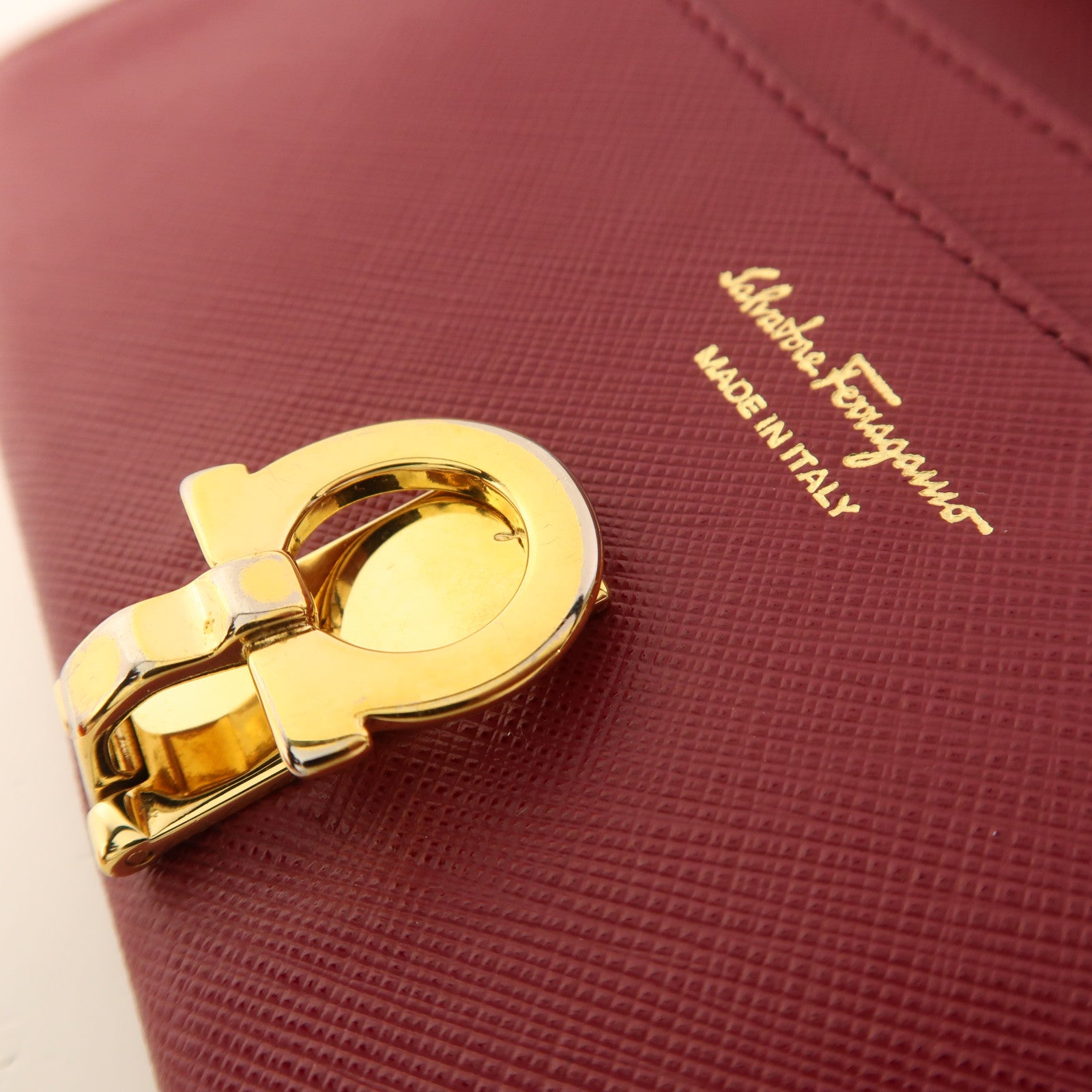 Salvatore Ferragamo 牛皮皮革Long Wallet金扣長錢包