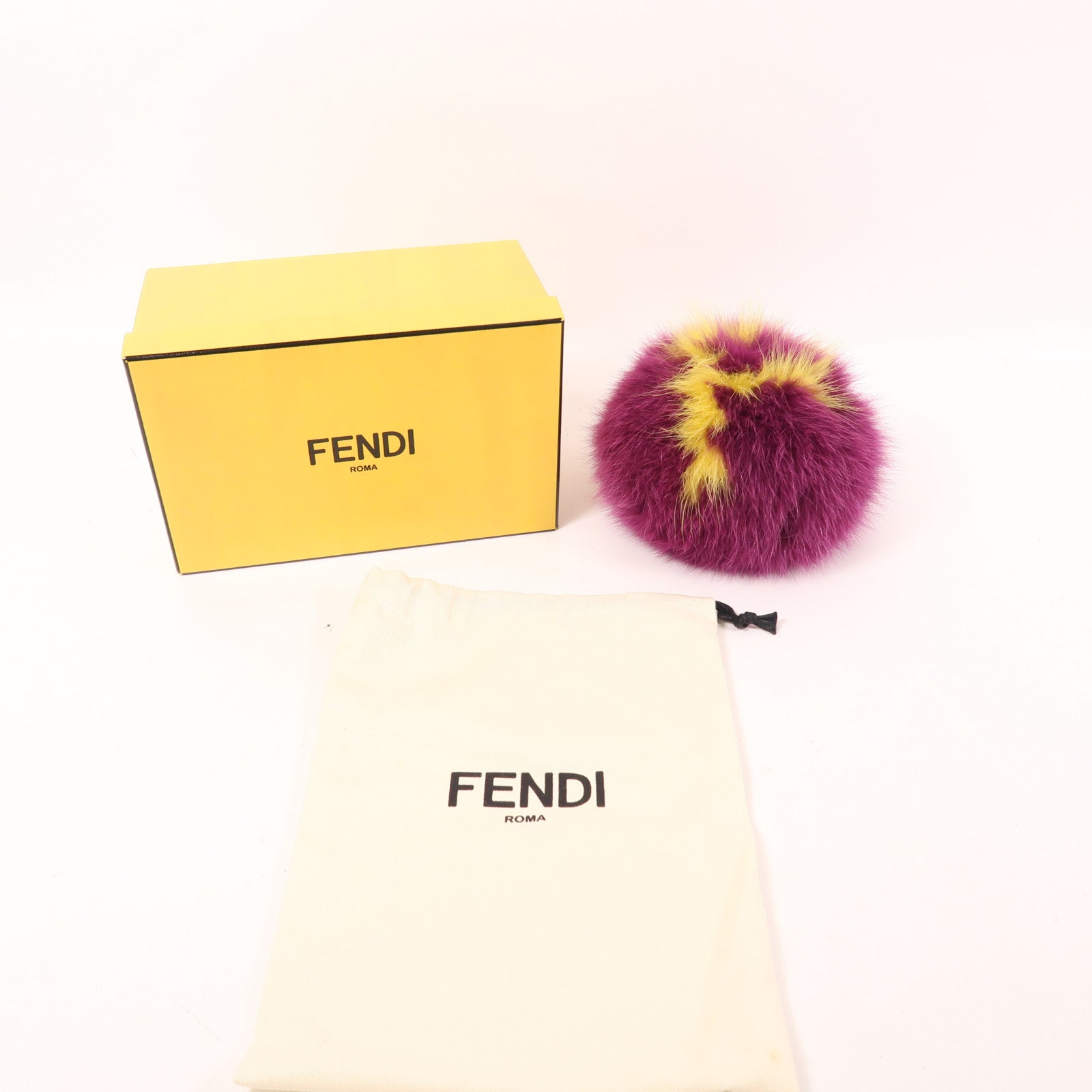 FENDI 狐狸毛/羊皮皮革Charm銀扣掛飾