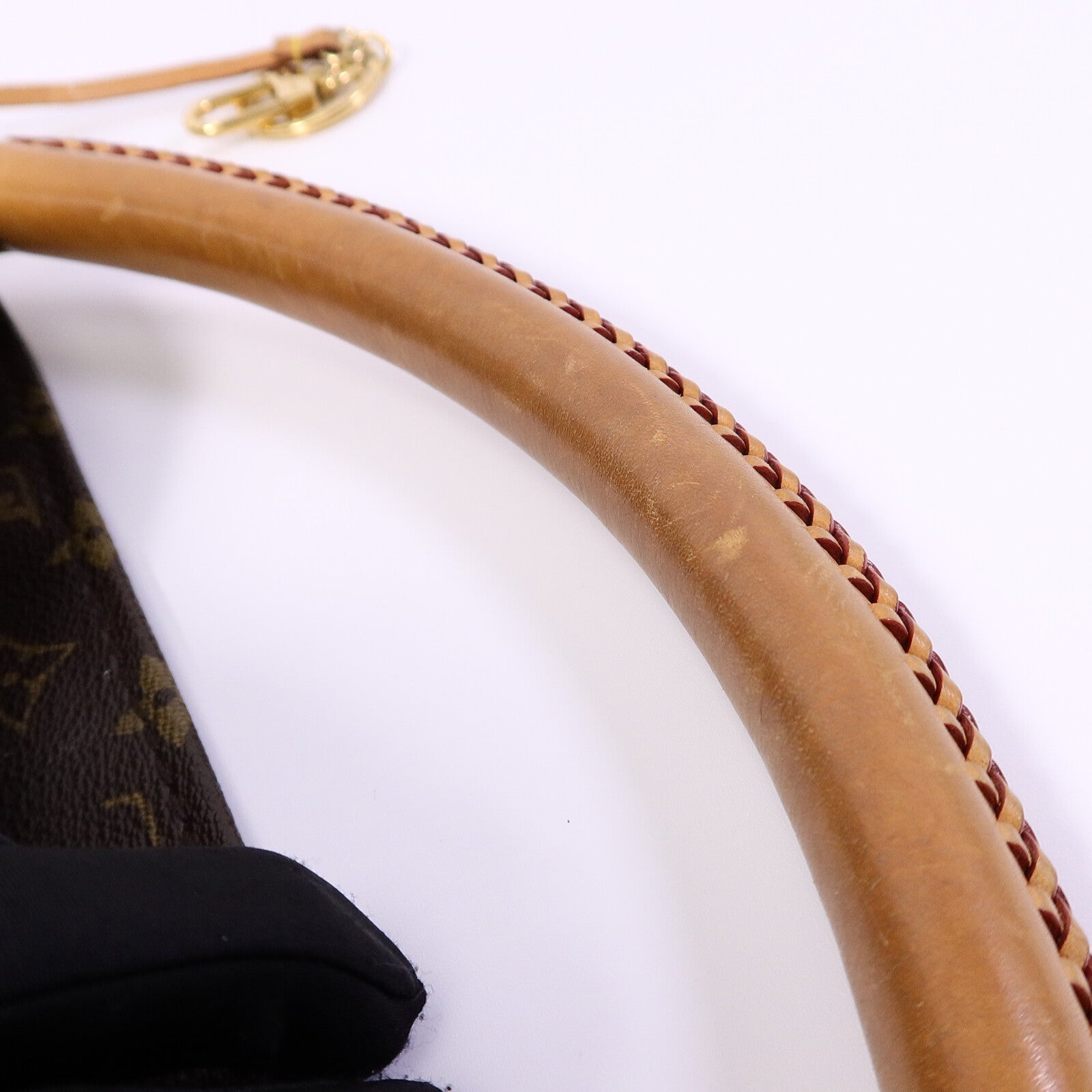 LOUIS VUITTON Monogram Artsy MM肩背袋