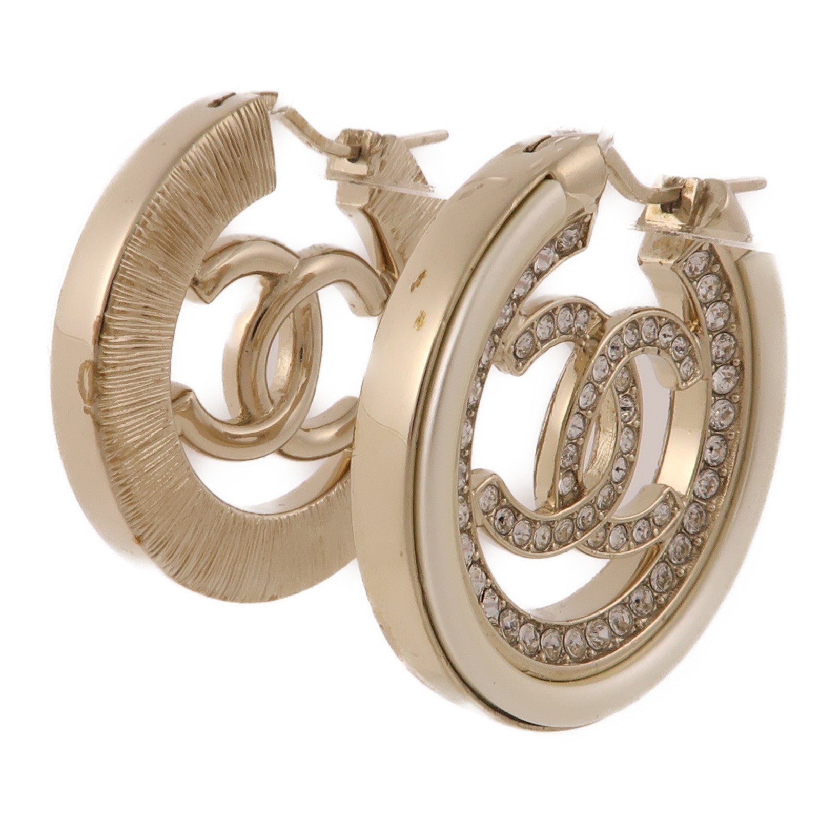 CHANEL CC Earrings Metal Gold