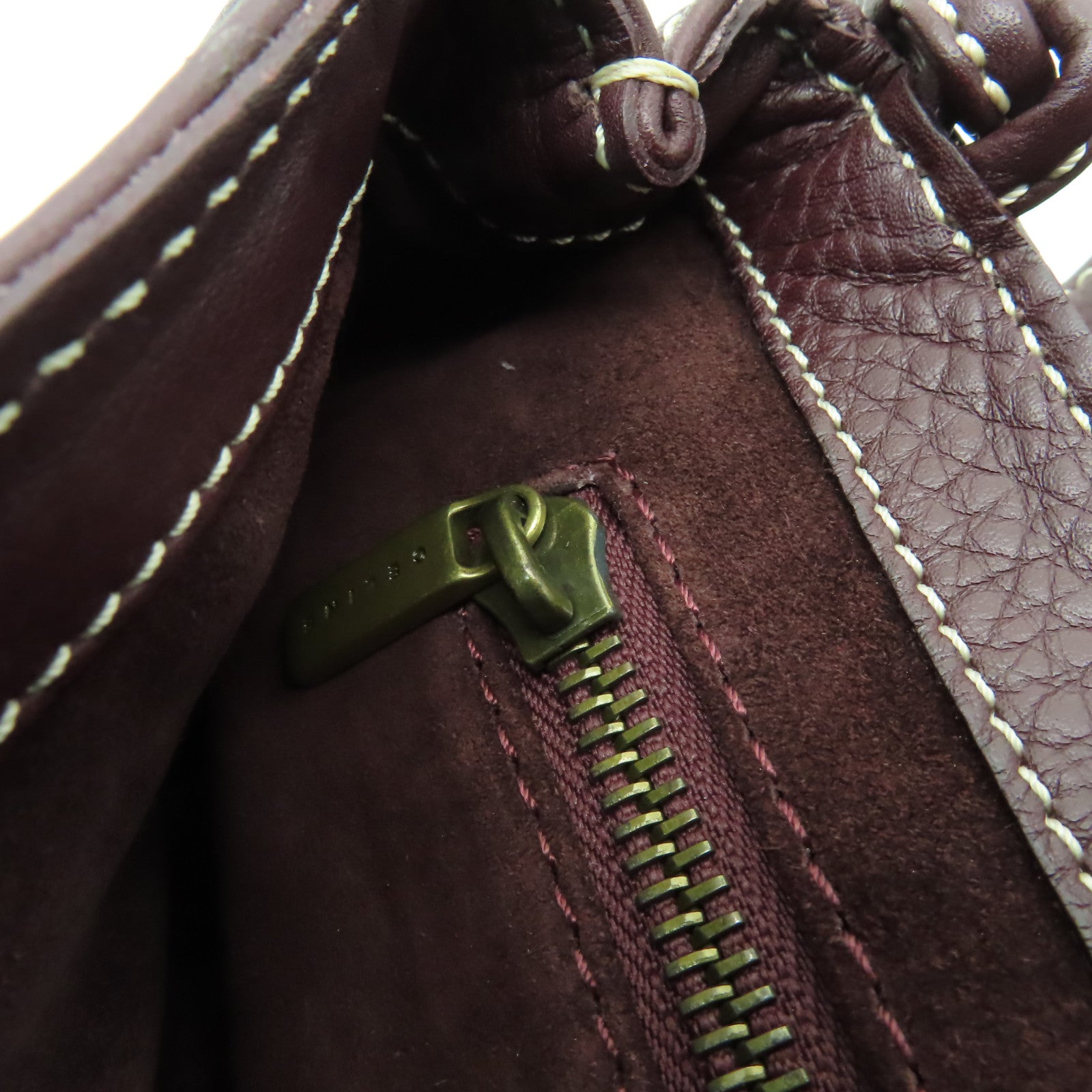CELINE 牛皮皮革Shoulder Bag金扣肩背袋深紫色