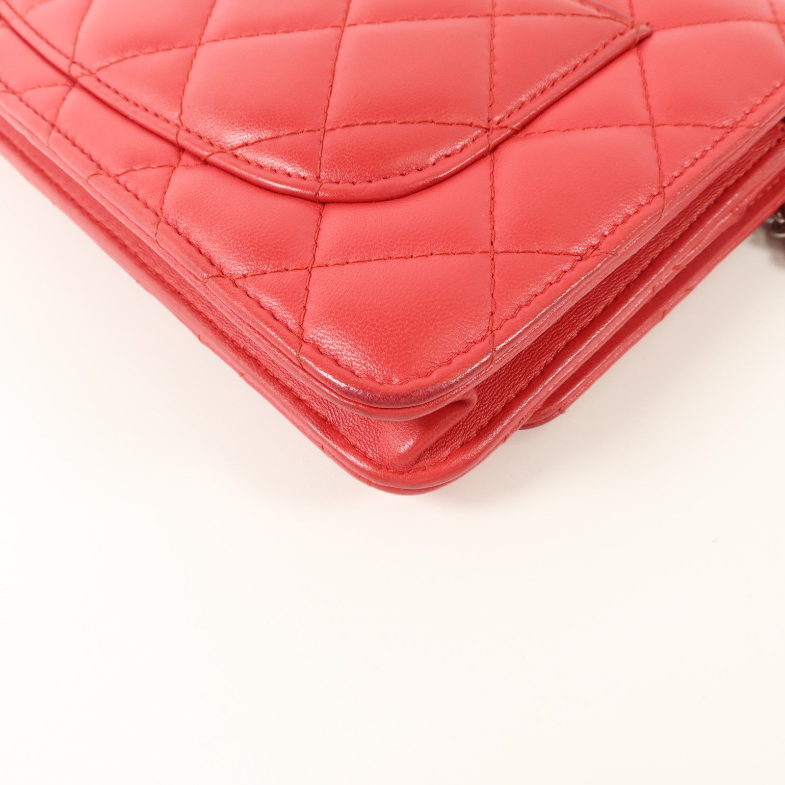 CHANEL 羊皮皮革WOC Wallet On Chain鏈帶肩背袋
