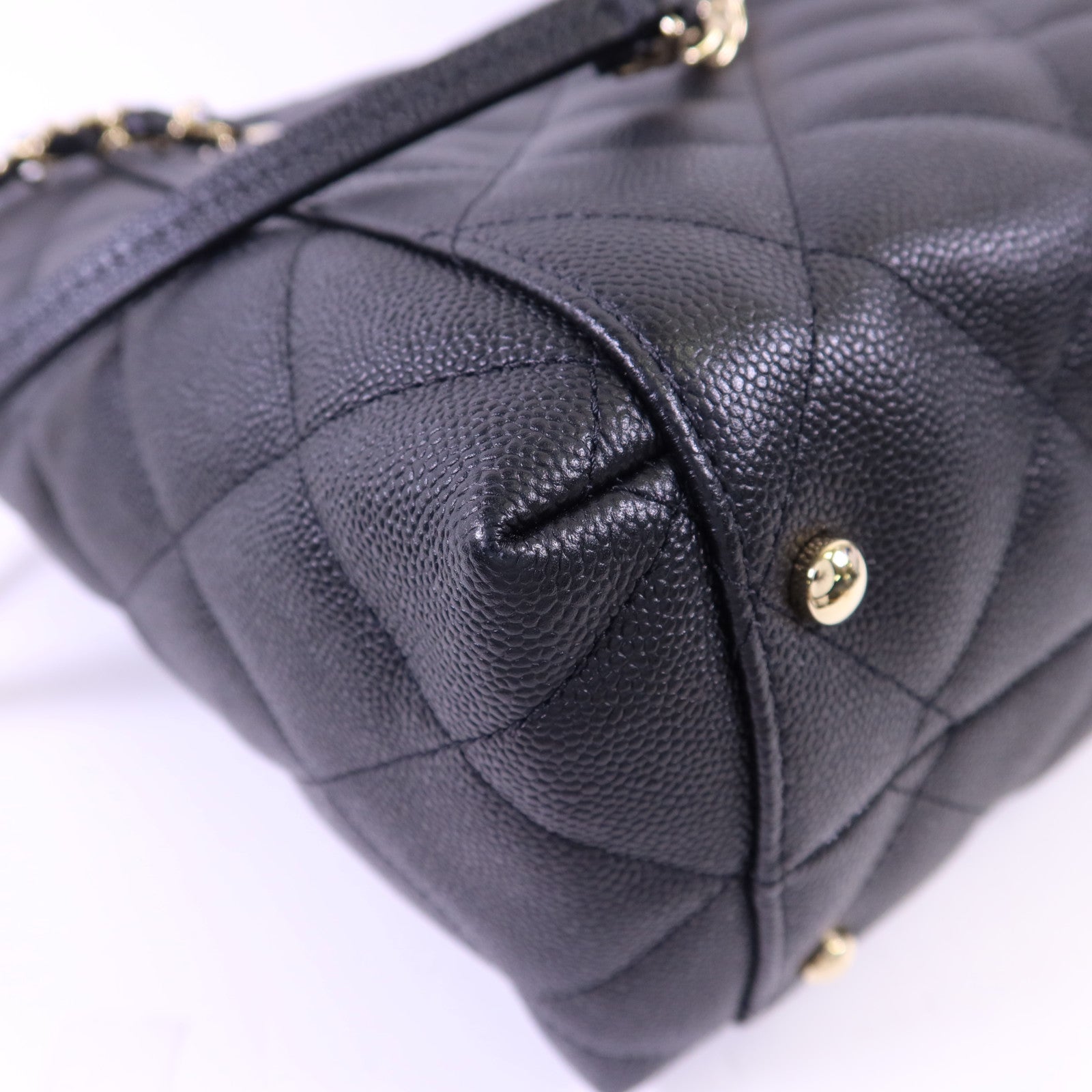 CHANEL 牛皮皮革Shoulder Tote金扣鏈帶肩背袋