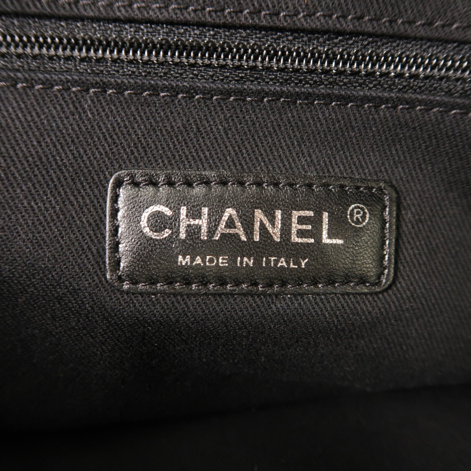 CHANEL 漆皮/牛皮皮革/Totebag銀扣肩背袋