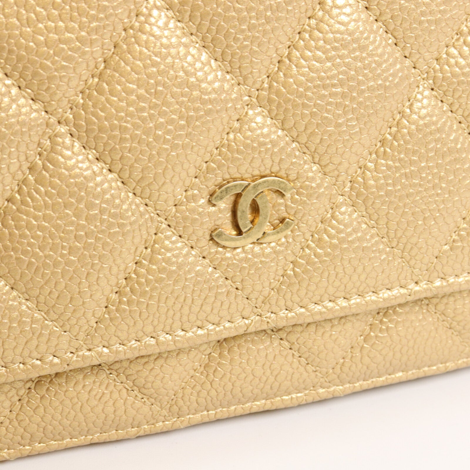 CHANEL 牛皮皮革WOC Wallet On Chain鏈帶肩背袋