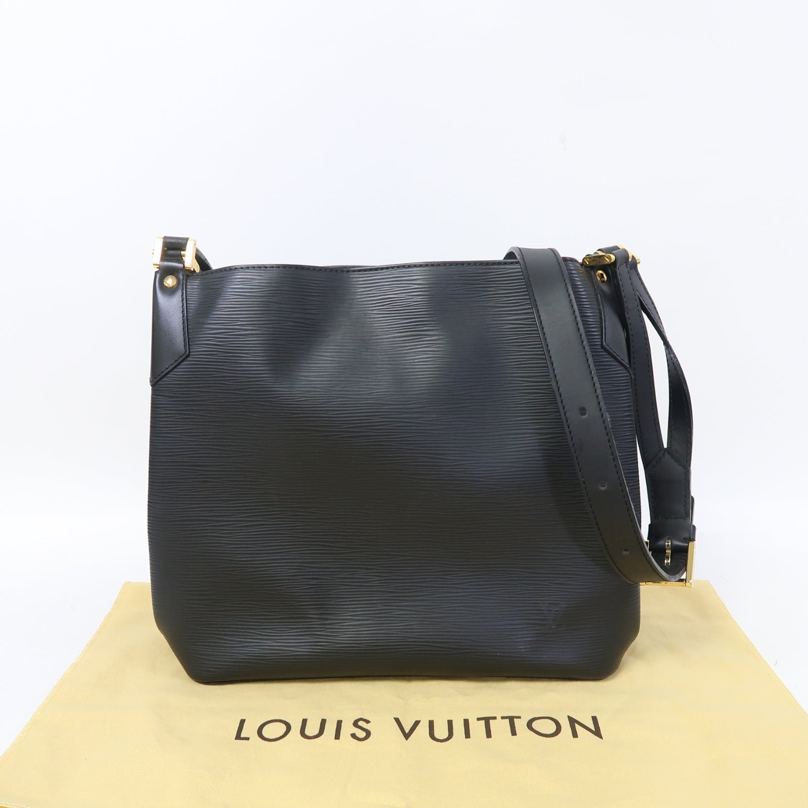 LOUIS VUITTON 【激減優惠】Epi Mandard MM金扣肩背袋黑色