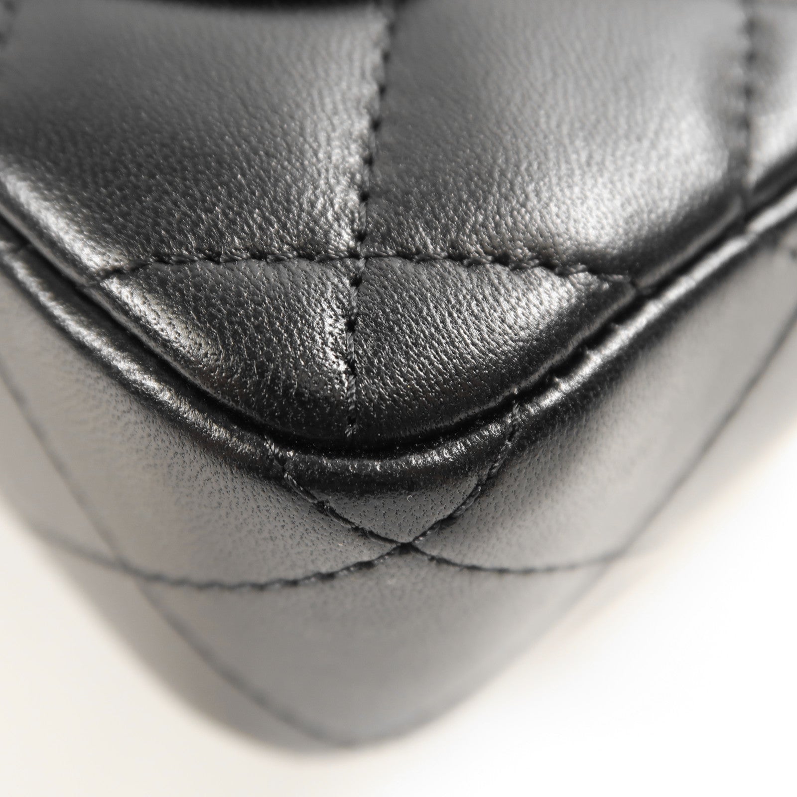 CHANEL 羊皮皮革Chain Shoulder Bag金扣鏈帶肩背袋