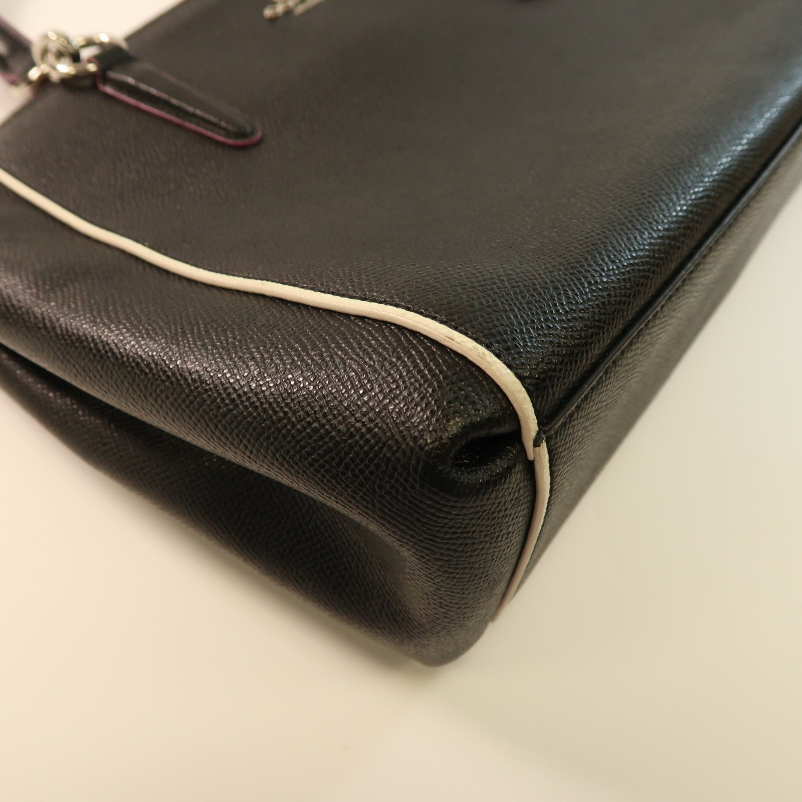 COACH 牛皮皮革Shoulder Bag銀扣肩背袋黑色