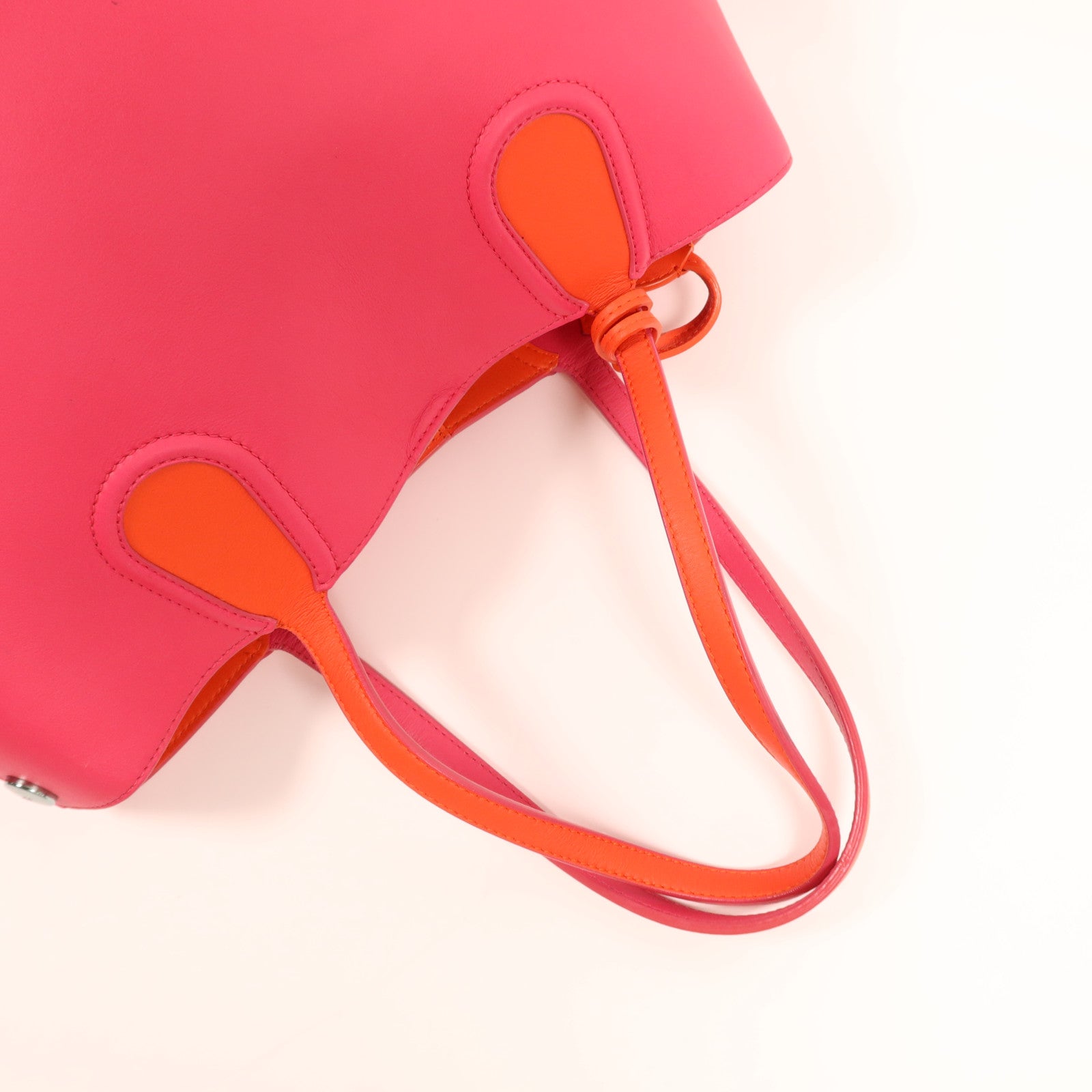 Dior 羊皮皮革Shoulder Bag銀扣肩背袋