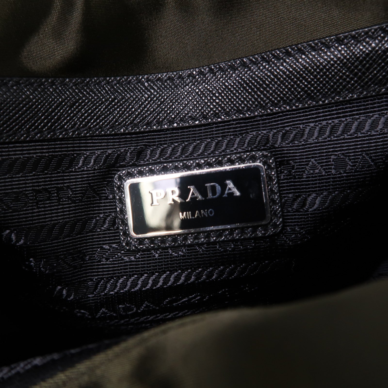 PRADA 尼龍Shoulder Bag銀扣肩背袋綠色