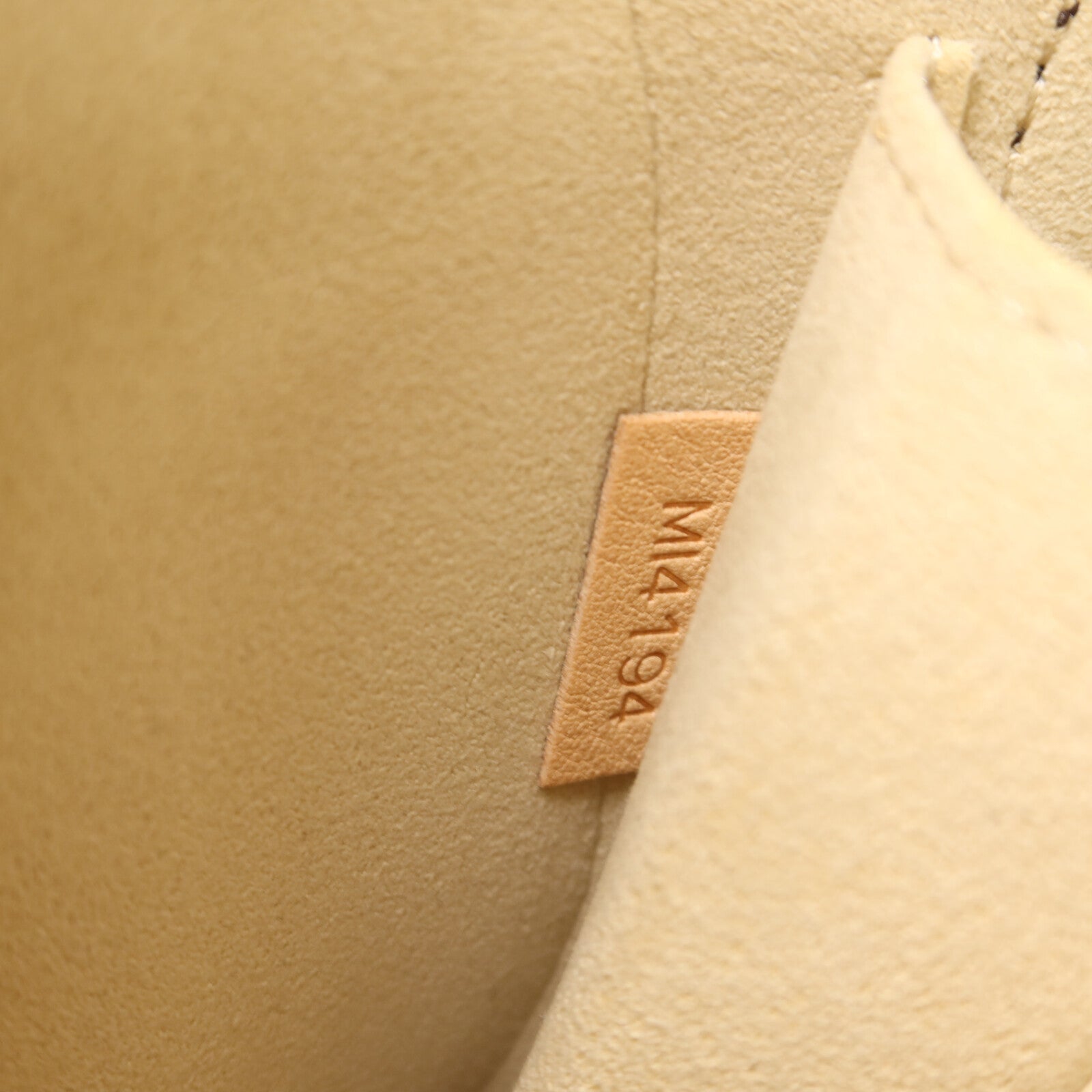 LOUIS VUITTON Monogram Cindy Sherman Camera Messenger手挽肩背兩用袋