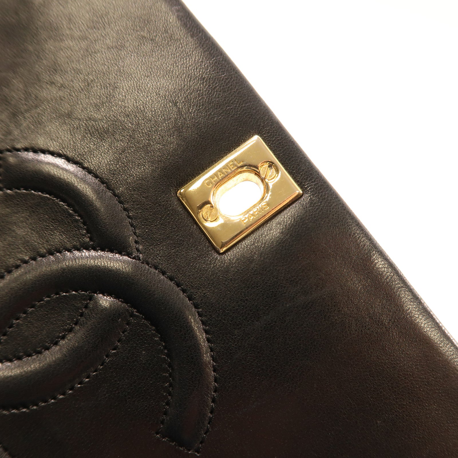 CHANEL 【激減優惠】羊皮皮革Chain Shoulder金扣鏈帶肩背袋