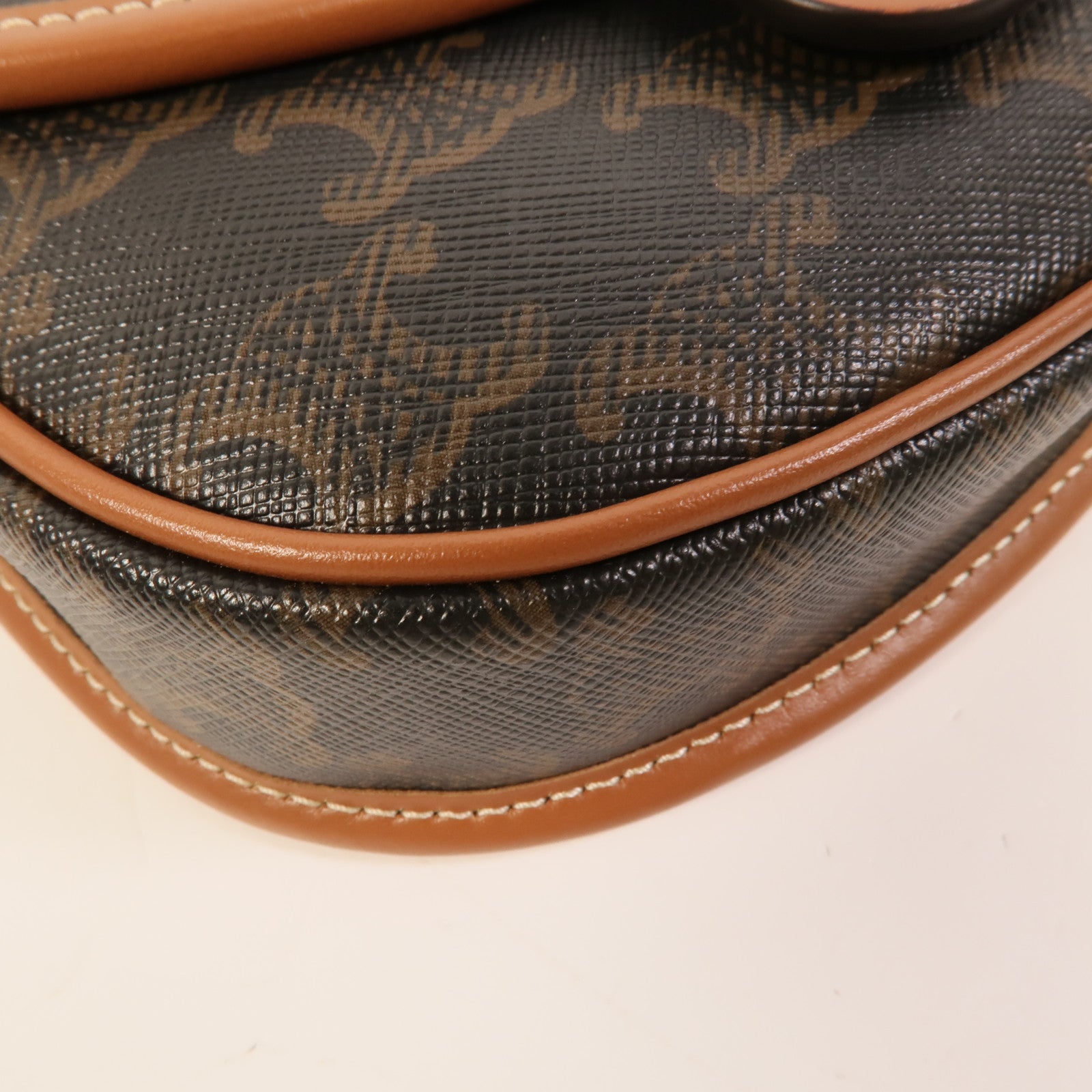 CELINE 塗層帆布Mini Besace肩背袋