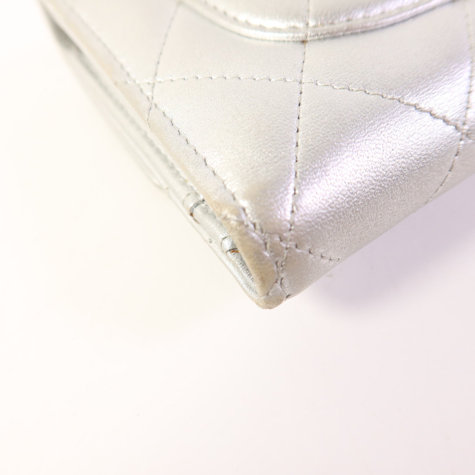 CHANEL 羊皮皮革Trifold Long Wallet銀扣長錢包
