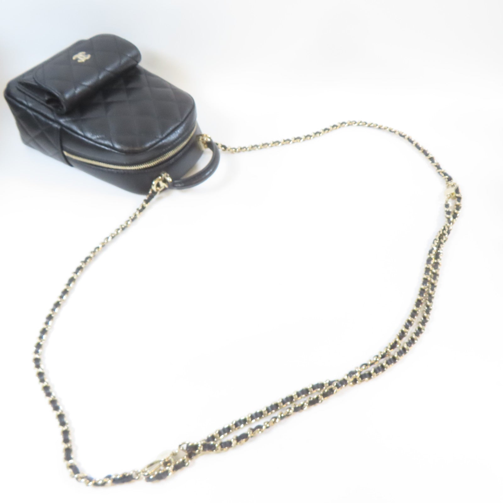 CHANEL 菱格Caviar皮革24C金扣手挽肩背兩用袋黑色