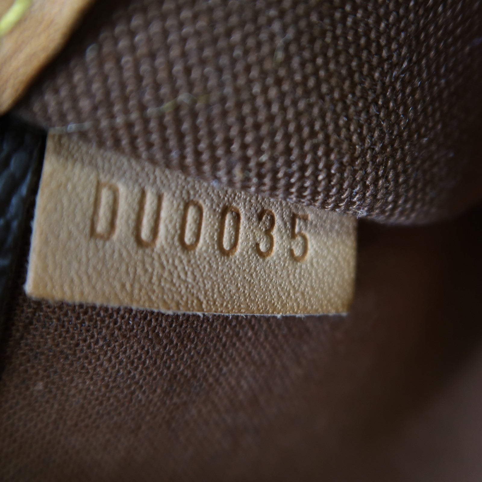 LOUIS VUITTON Monogram Popincourt金扣肩背袋啡色