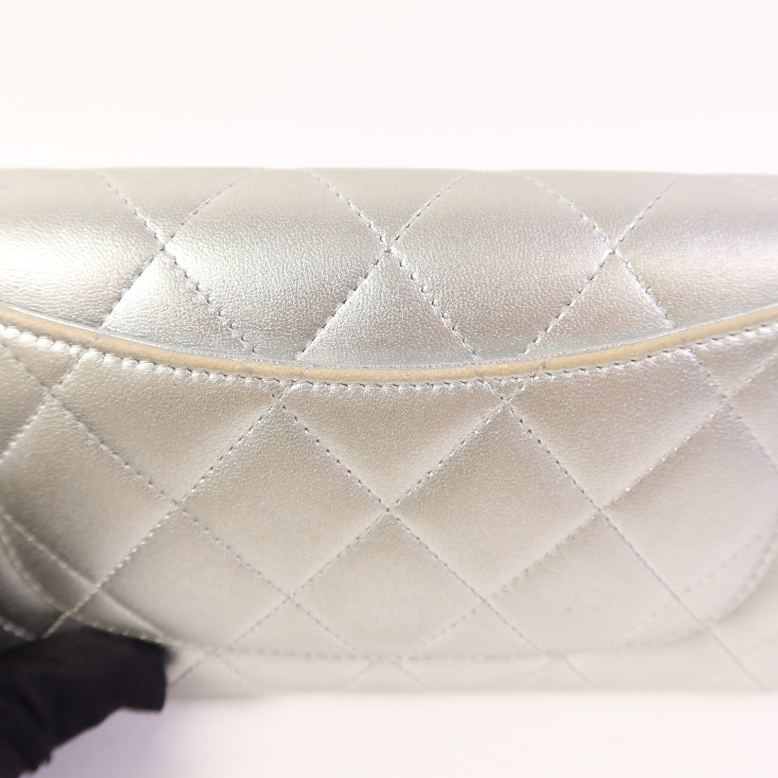 CHANEL 羊皮皮革Trifold Long Wallet銀扣長錢包