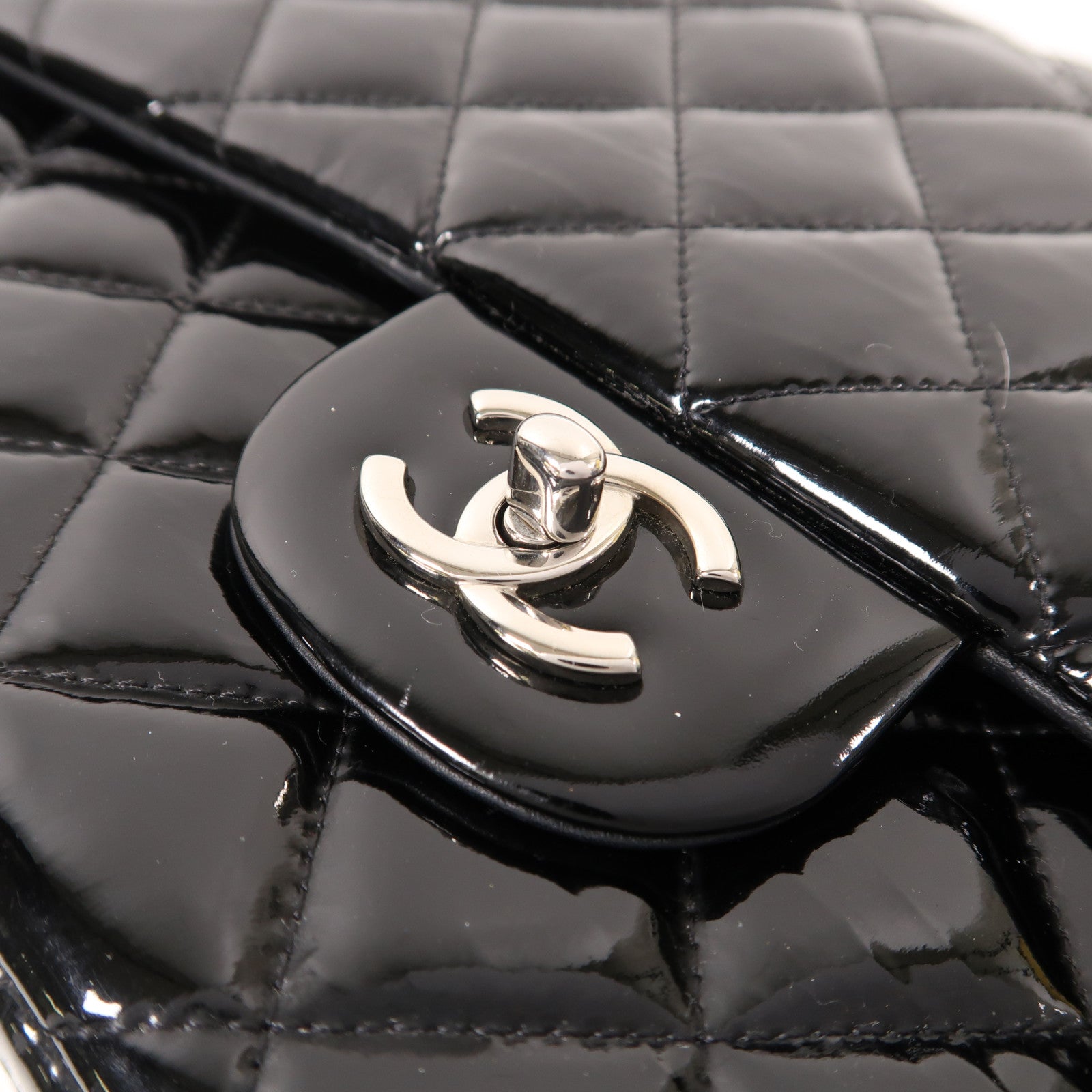 CHANEL 漆皮皮革Large Classic銀扣鏈帶肩背袋