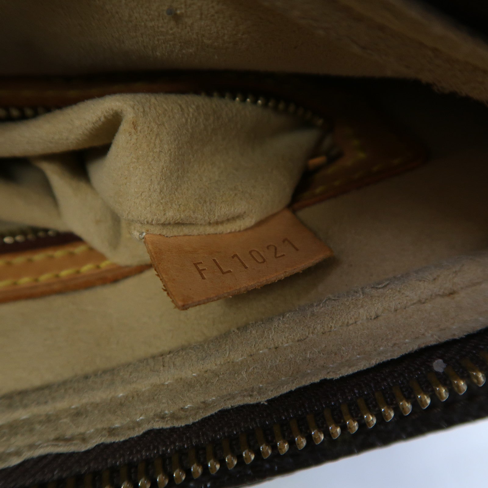 LOUIS VUITTON 【激減優惠】Monogram Looping MM金扣肩背袋啡色
