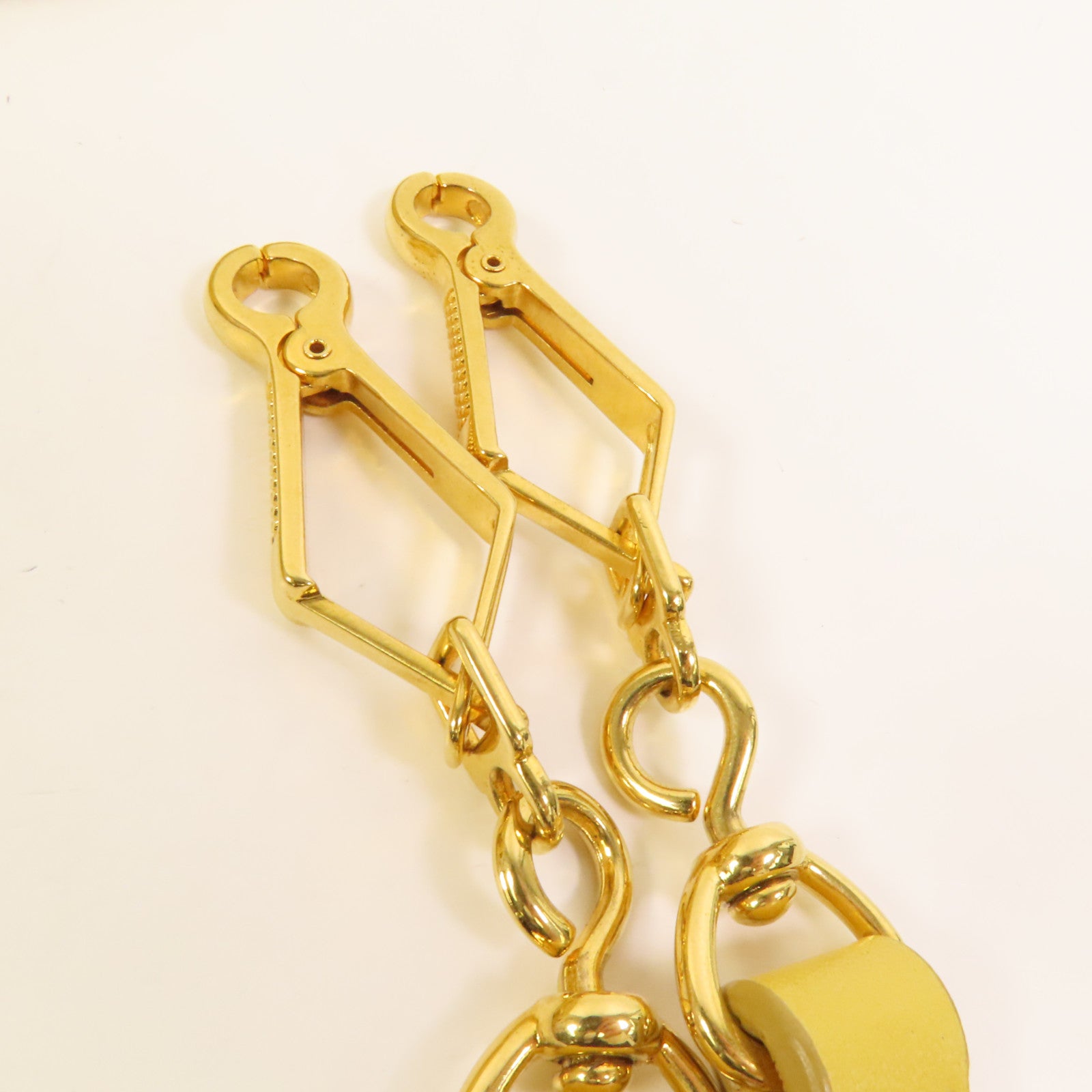 Miu Miu 羊皮皮革Matelasse Bag金扣手挽肩背兩用袋