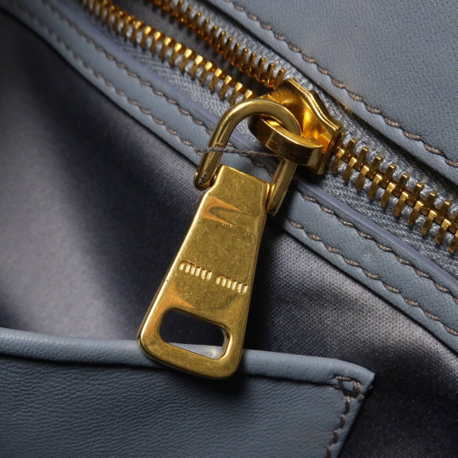 Miu Miu 羊皮皮革2 Way Shoulder手挽肩背兩用袋
