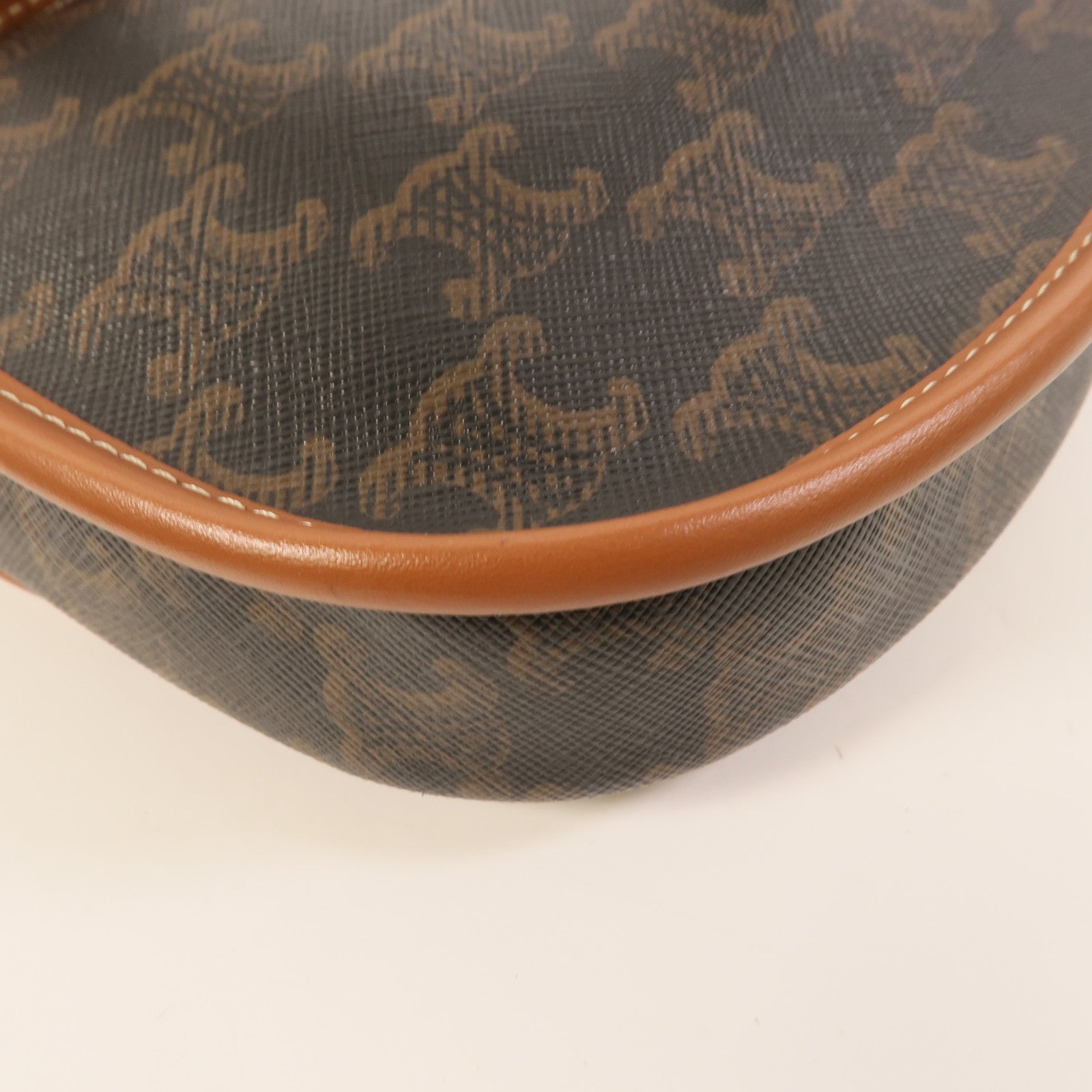CELINE 塗層帆布Mini Besace肩背袋