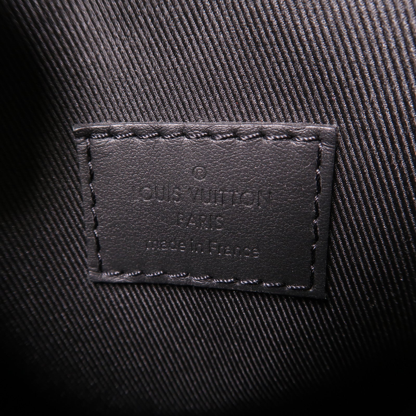 LOUIS VUITTON Monogram Taurillon S-Lock肩背袋黑色