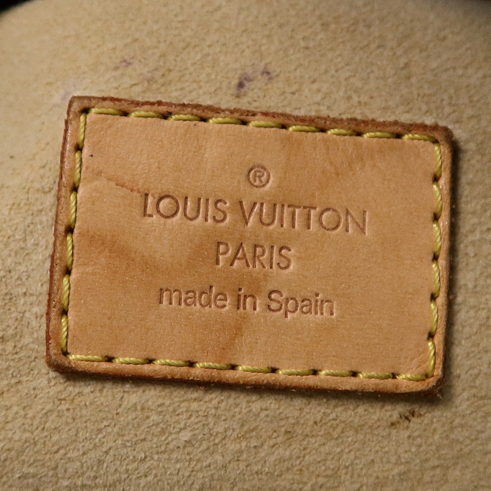 LOUIS VUITTON Monogram Artsy MM肩背袋