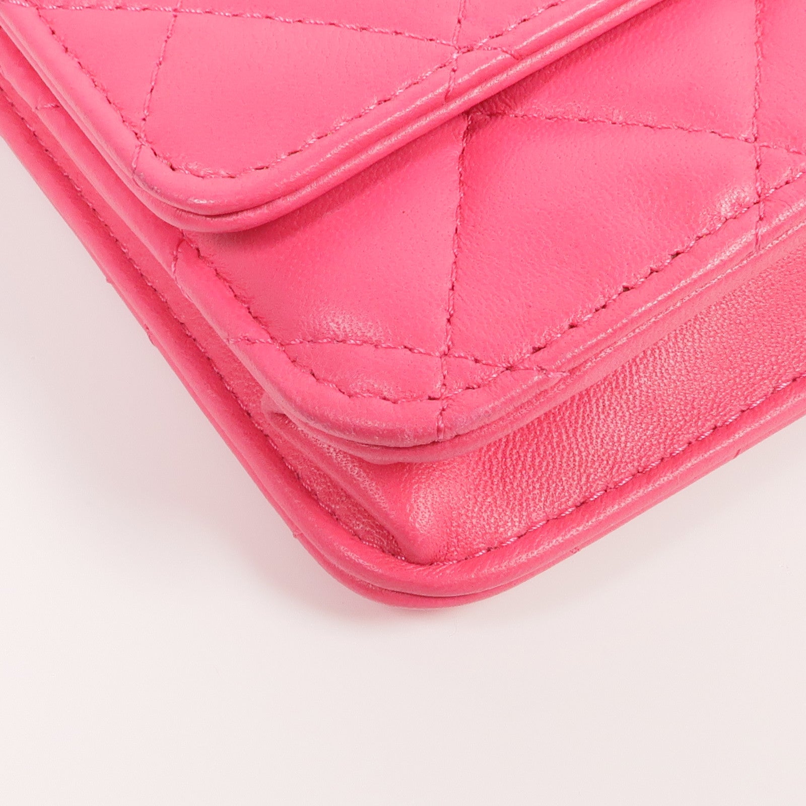 CHANEL 羊皮皮革WOC Wallet On Chain Shoulder Bag金扣鏈帶肩背袋