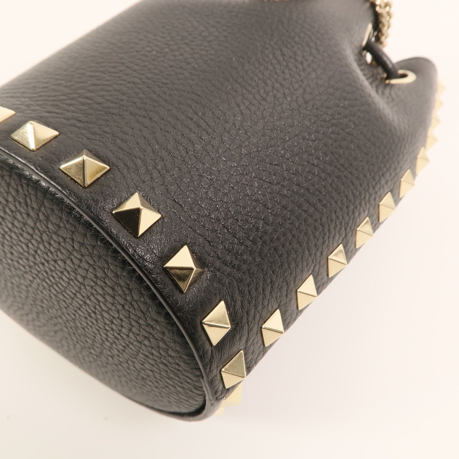 Valentino 【激減優惠】牛皮皮革Chain Bucket Bag金扣鏈帶肩背袋