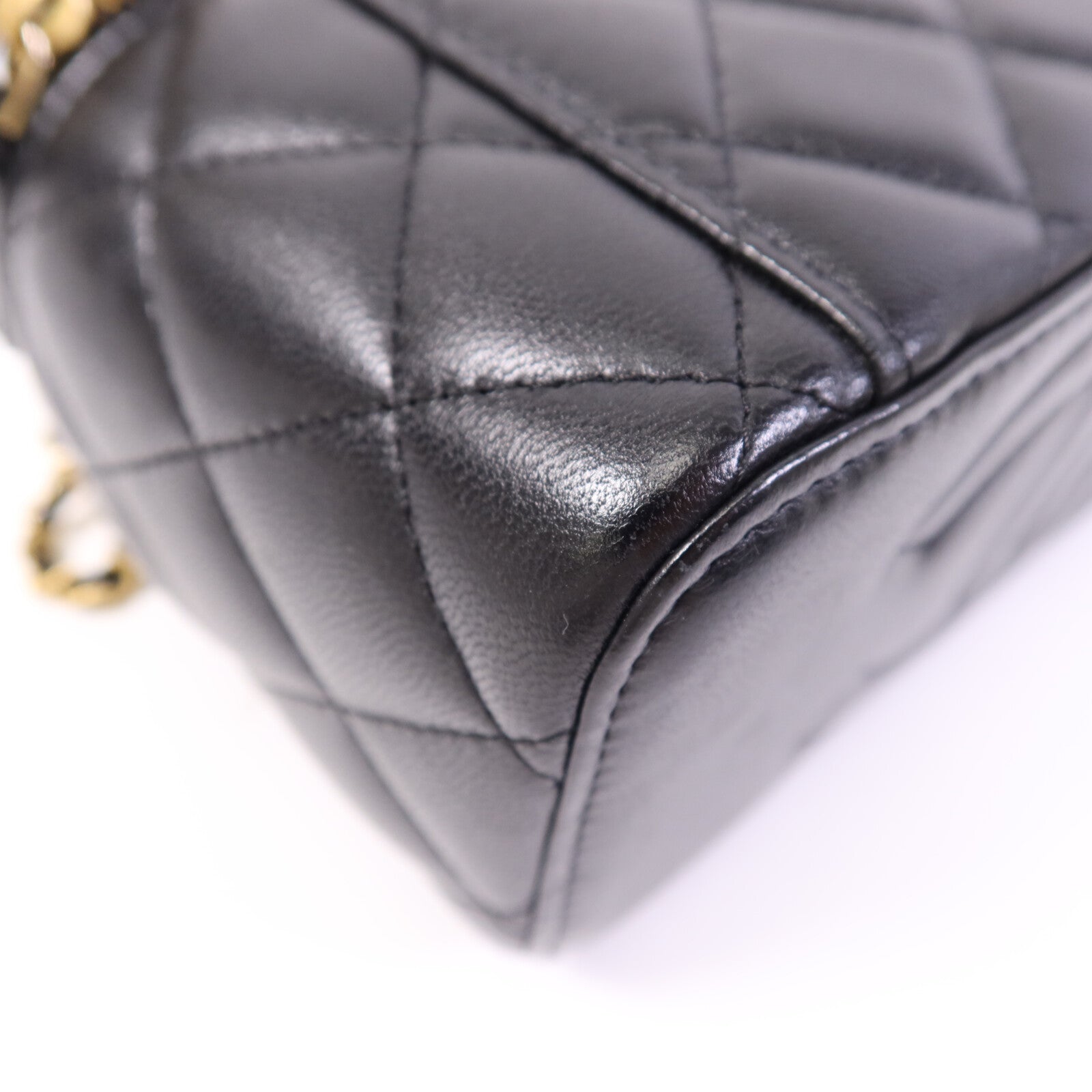 CHANEL 羊皮皮革Vanity Case金扣鏈帶肩背袋