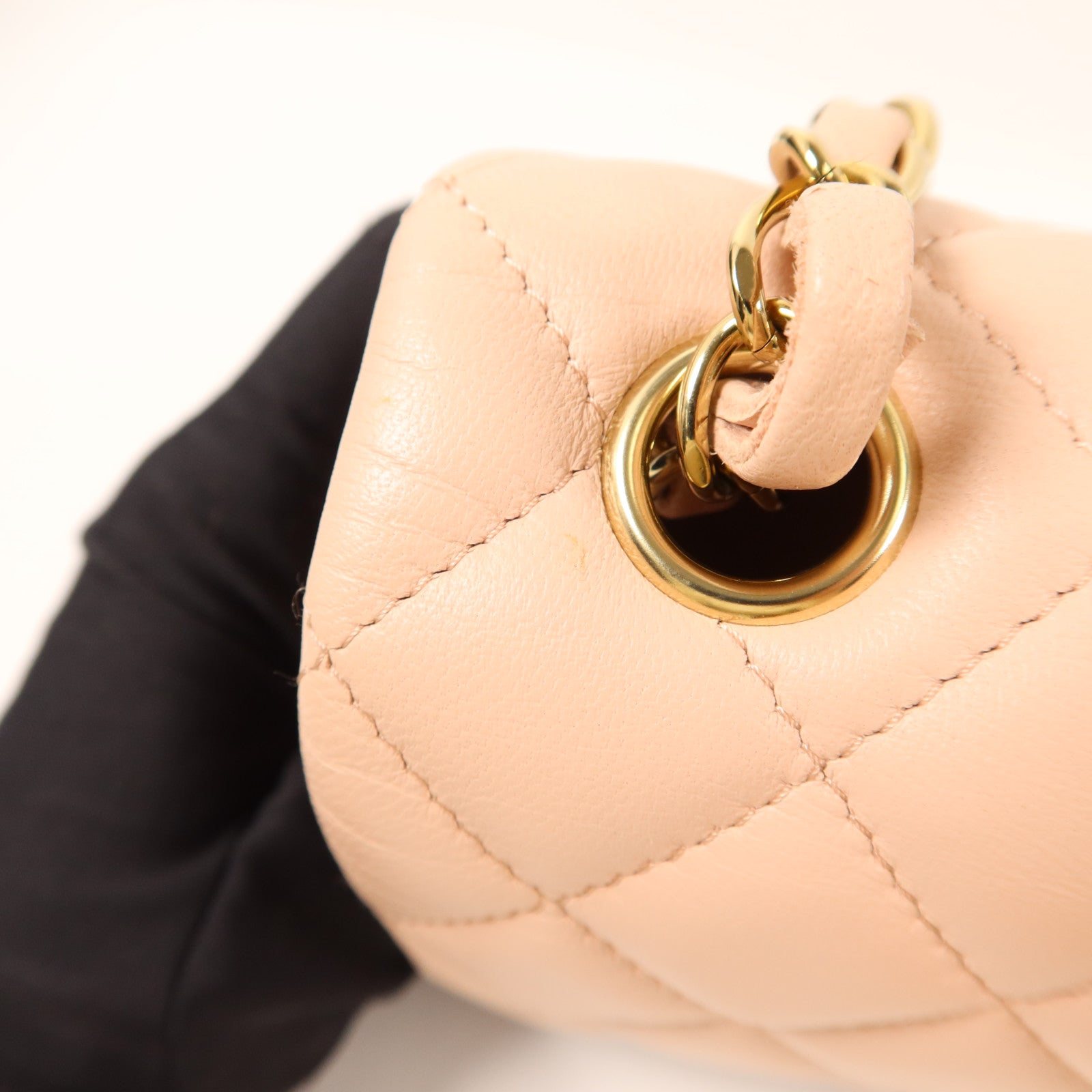 CHANEL 牛皮皮革Mini Classic 20金扣鏈帶肩背袋