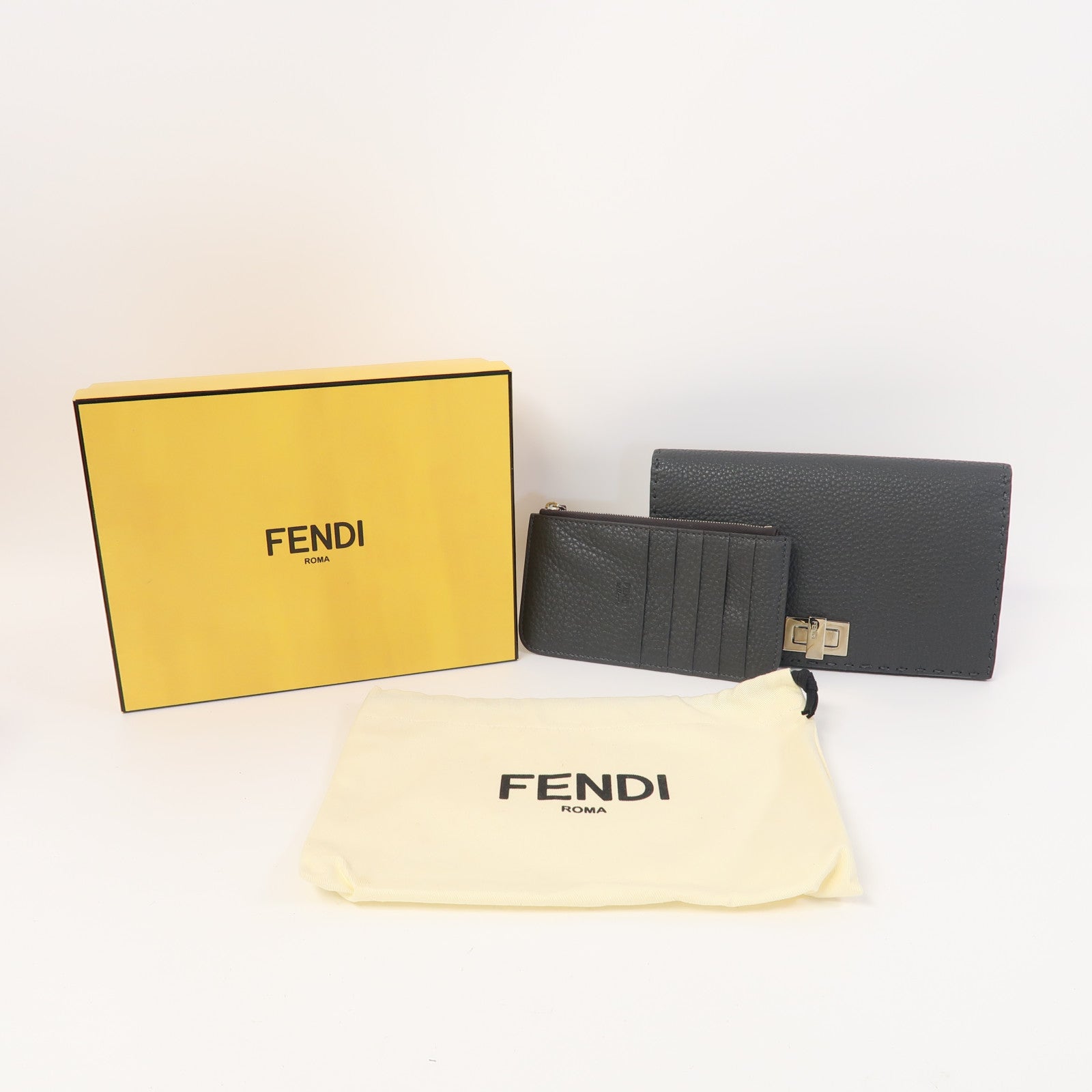 FENDI 牛皮皮革 Selleria銀扣長錢包灰色