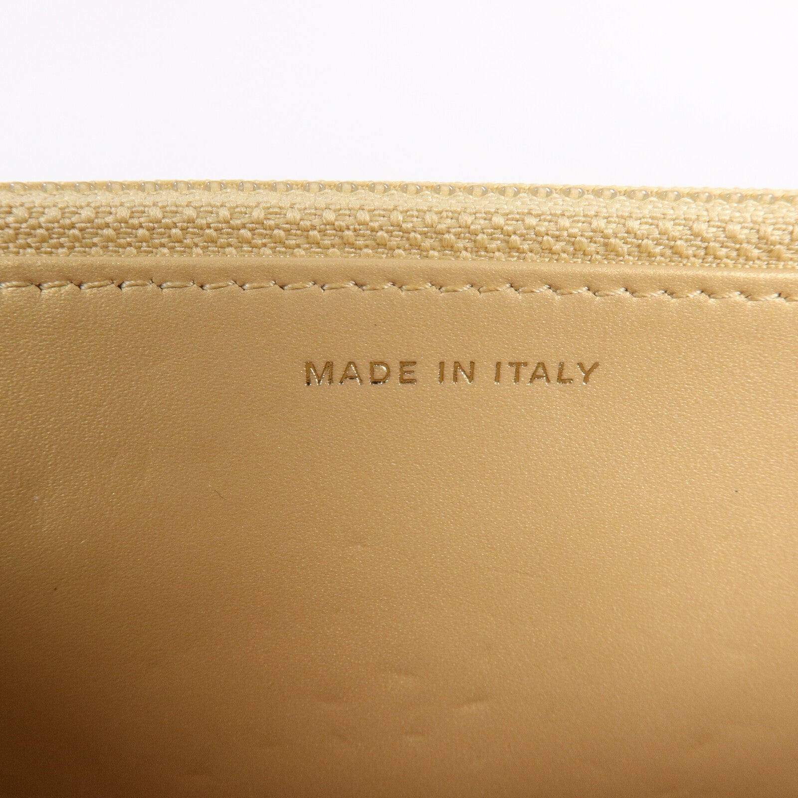 CHANEL 牛皮皮革WOC Wallet On Chain鏈帶肩背袋