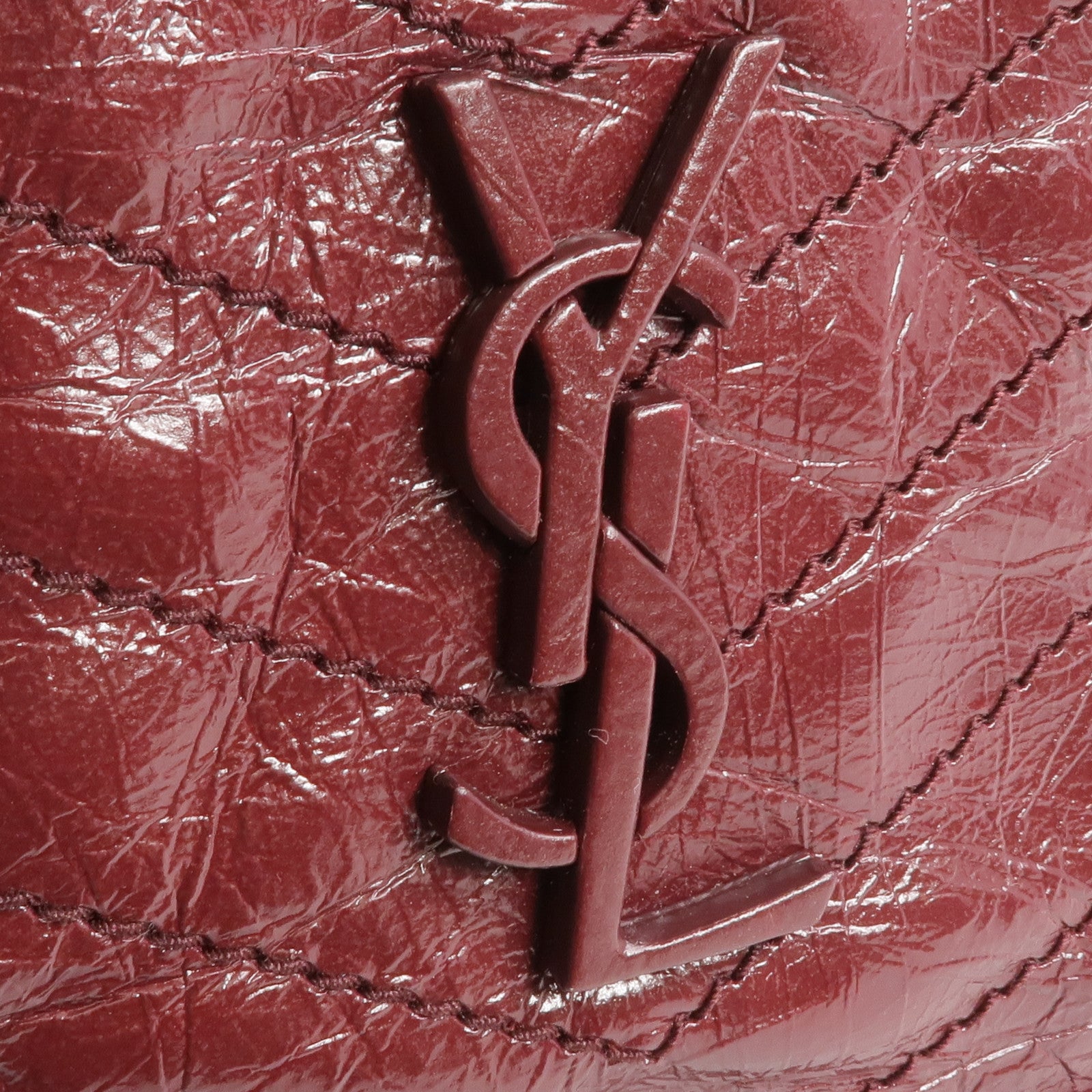 SAINT LAURENT 牛皮皮革Niki Ville銀扣手拿包