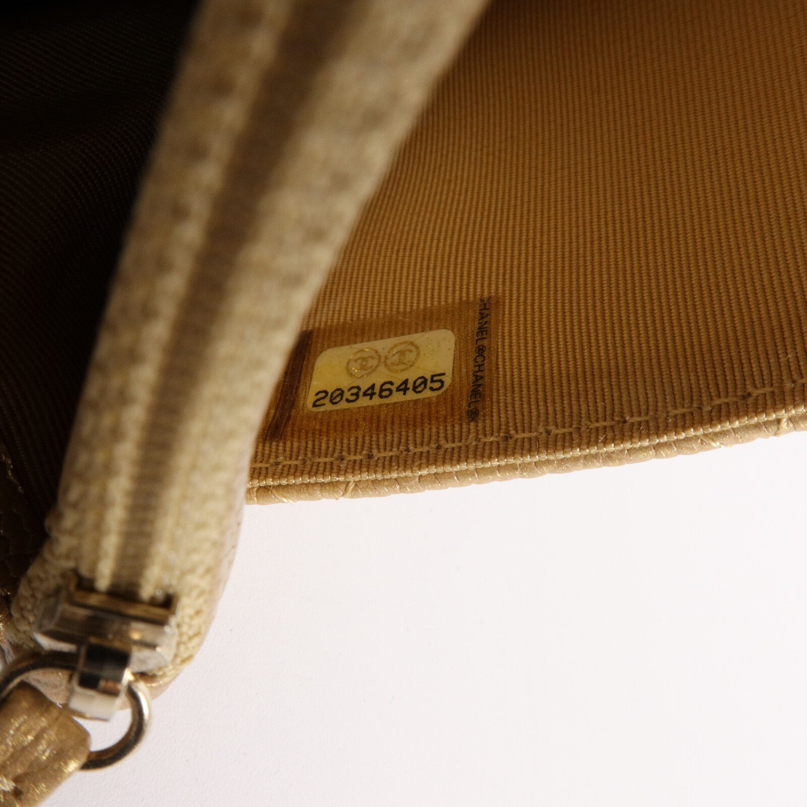 CHANEL 牛皮皮革WOC Wallet On Chain鏈帶肩背袋