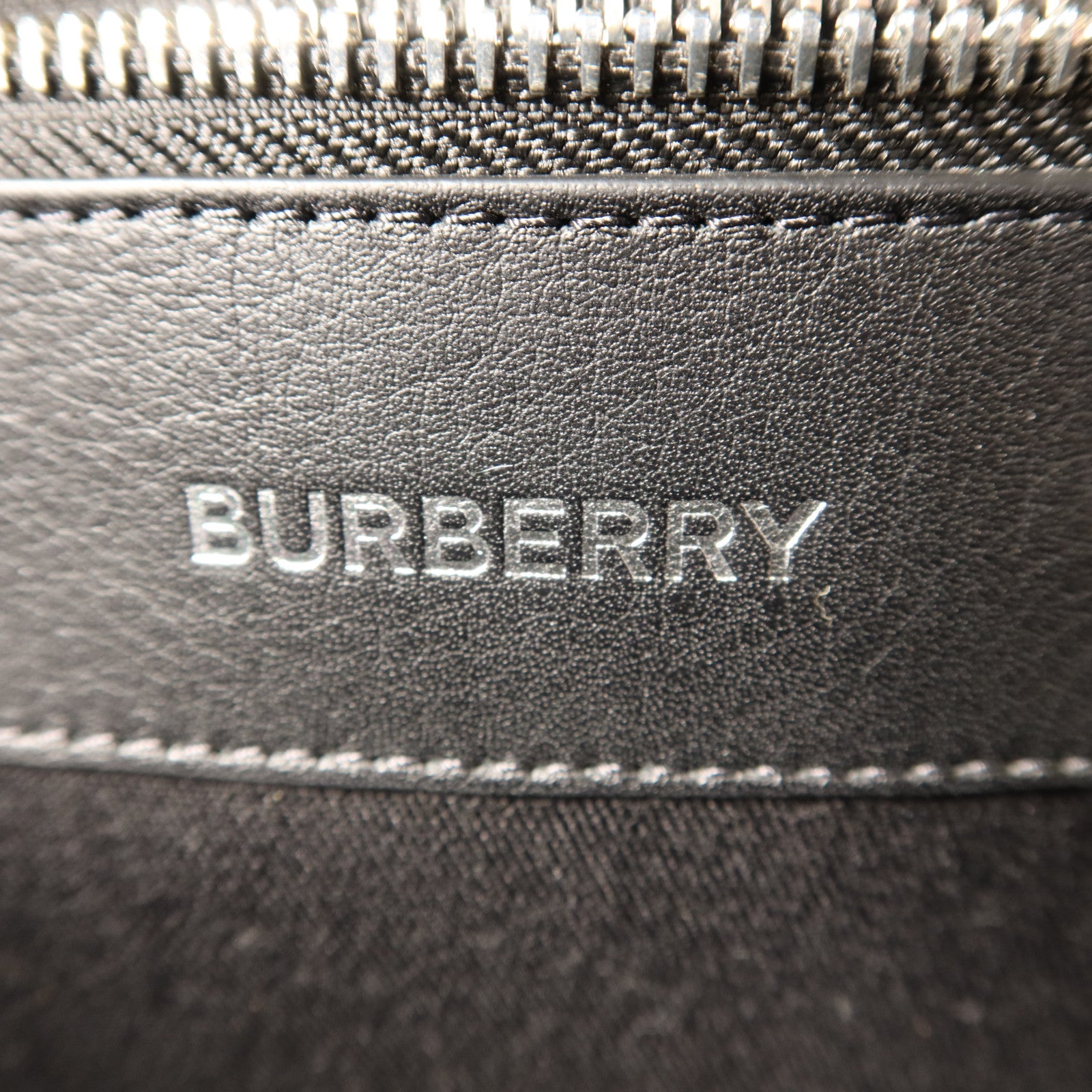 BURBERRY 牛皮皮革Backpack銀扣背包