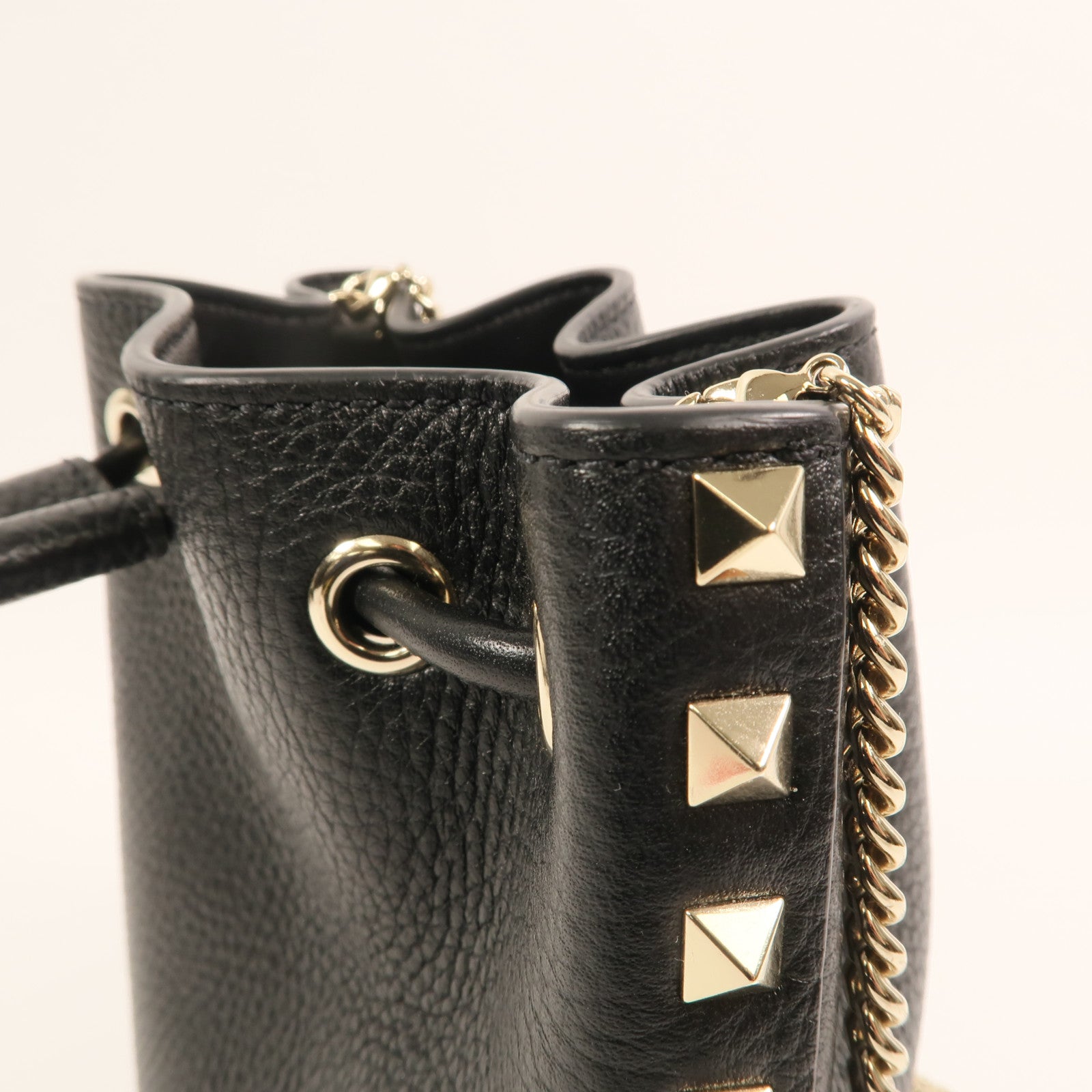 Valentino 牛皮皮革Chain Bucket Bag金扣鏈帶肩背袋