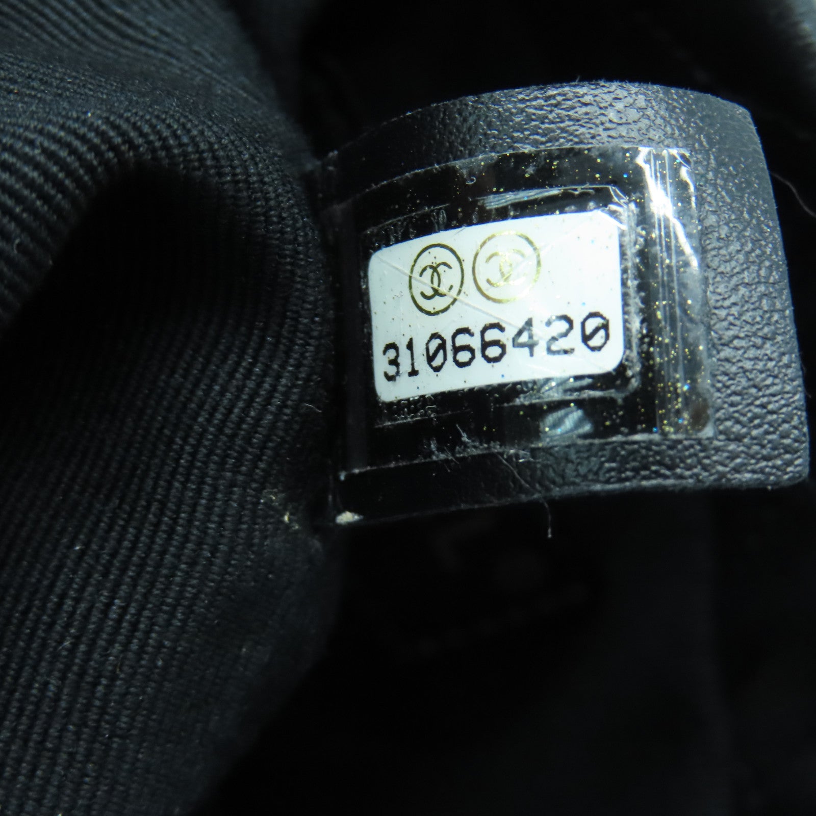 CHANEL 【清倉大減價】牛皮皮革Shoulder Bag金扣鏈帶肩背袋黑色