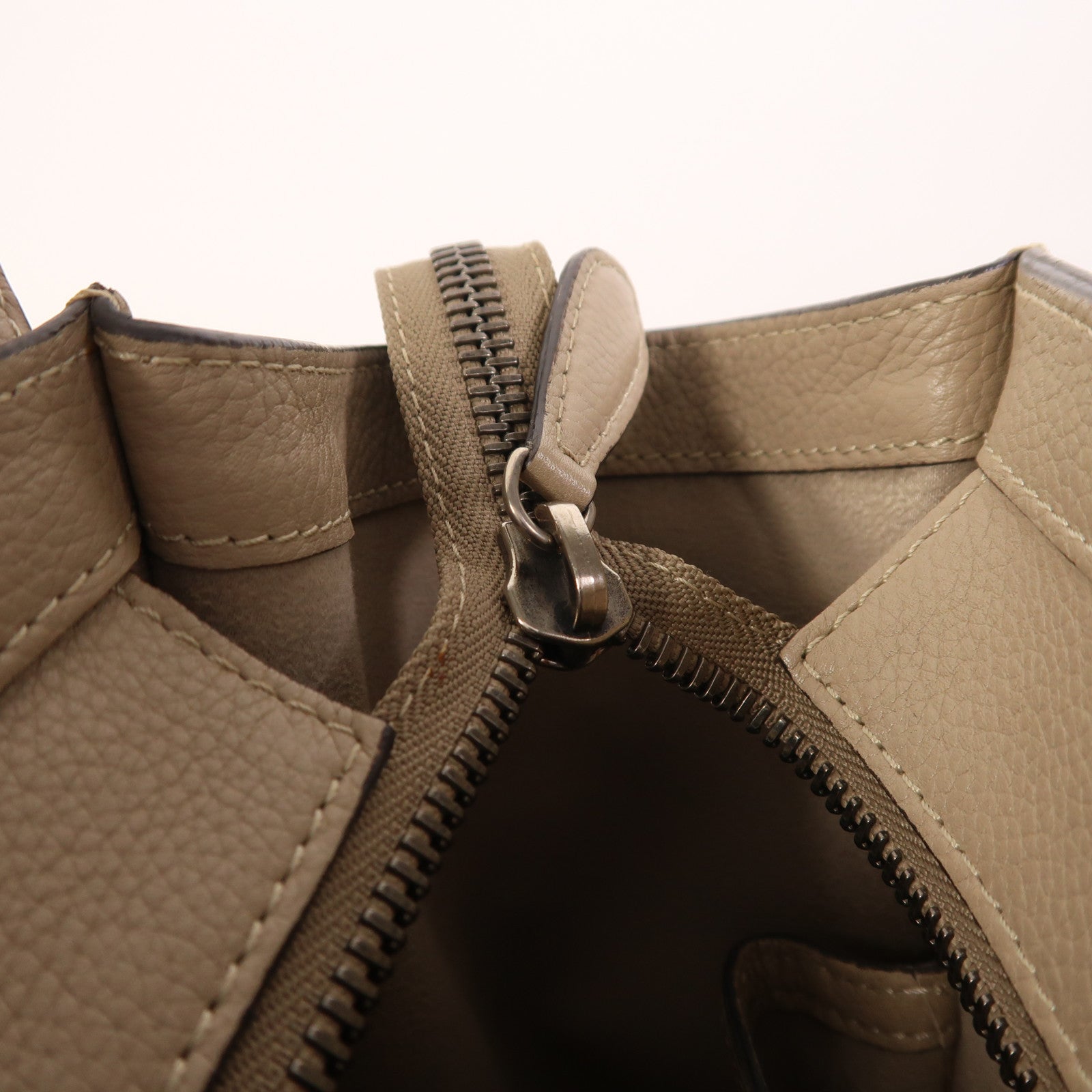 CELINE 牛皮皮革Micro Luggage銀扣手挽袋