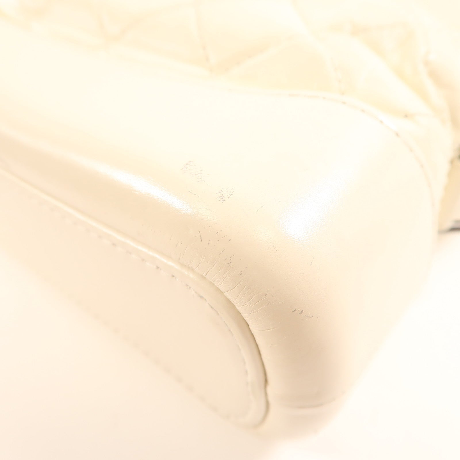 CHANEL 牛皮皮革Gabrielle Small鏈帶肩背袋