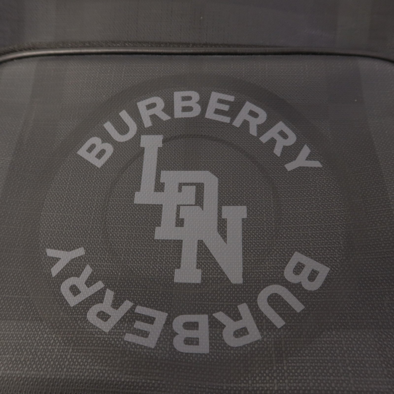 BURBERRY 牛皮皮革Backpack銀扣背包