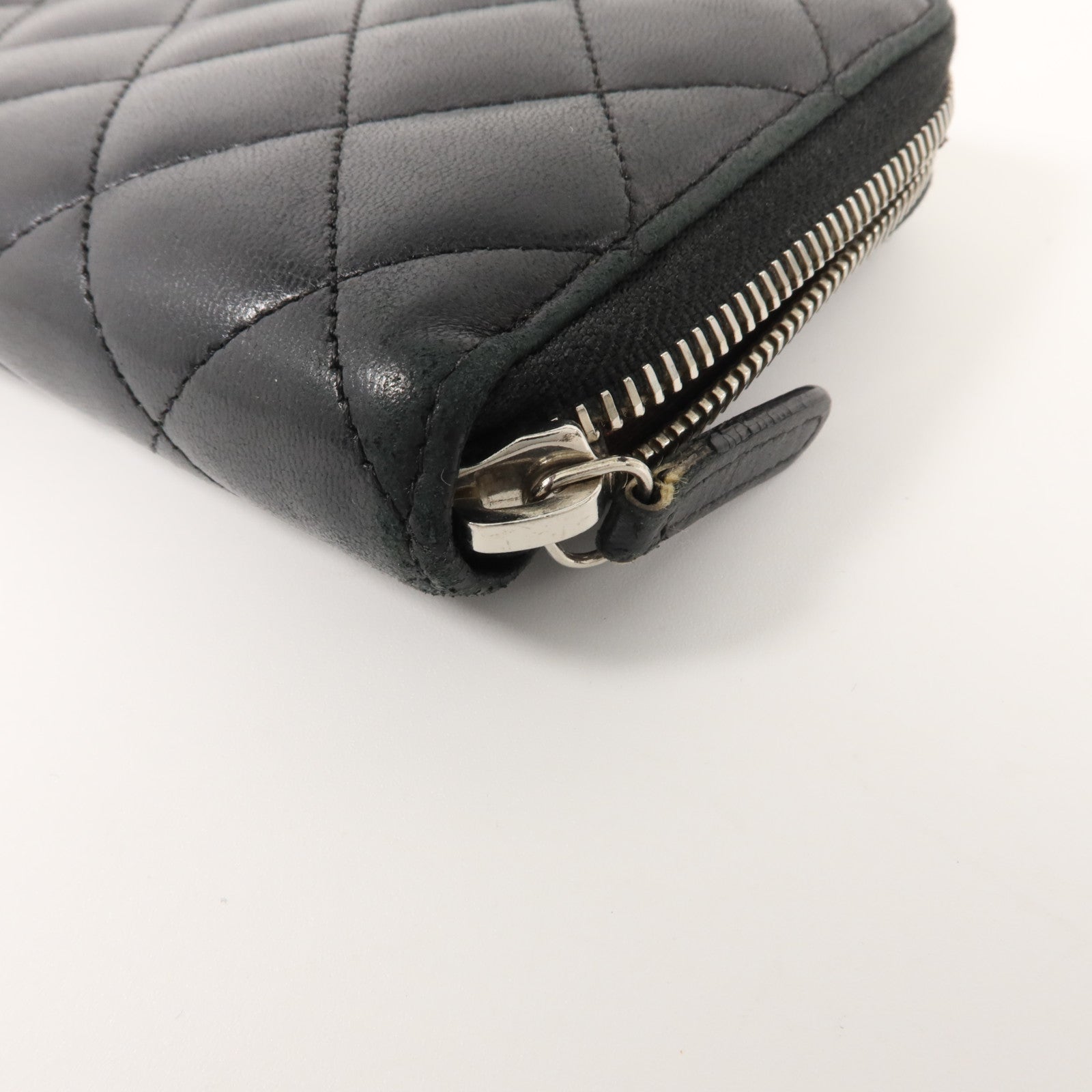 CHANEL 羊皮皮革Long Round Wallet長錢包