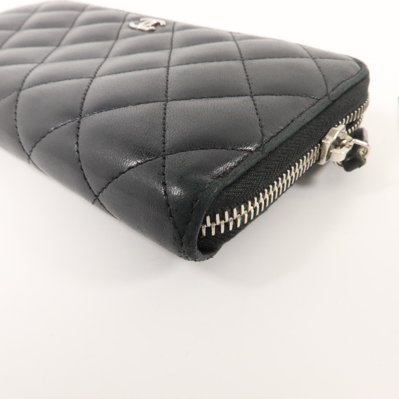 CHANEL 羊皮皮革Long Round Wallet長錢包