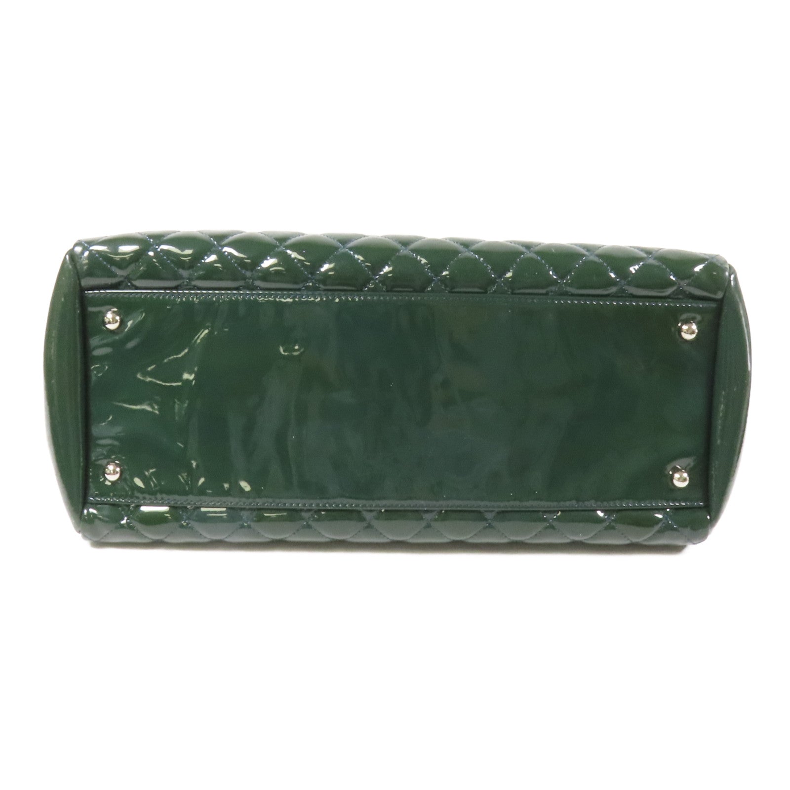 CHANEL 漆皮皮革Shoulder Bag銀扣肩背袋