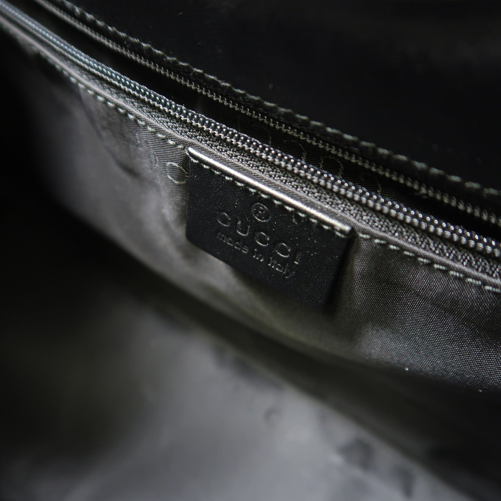 GUCCI 帆布Hand Bag銀扣手挽袋