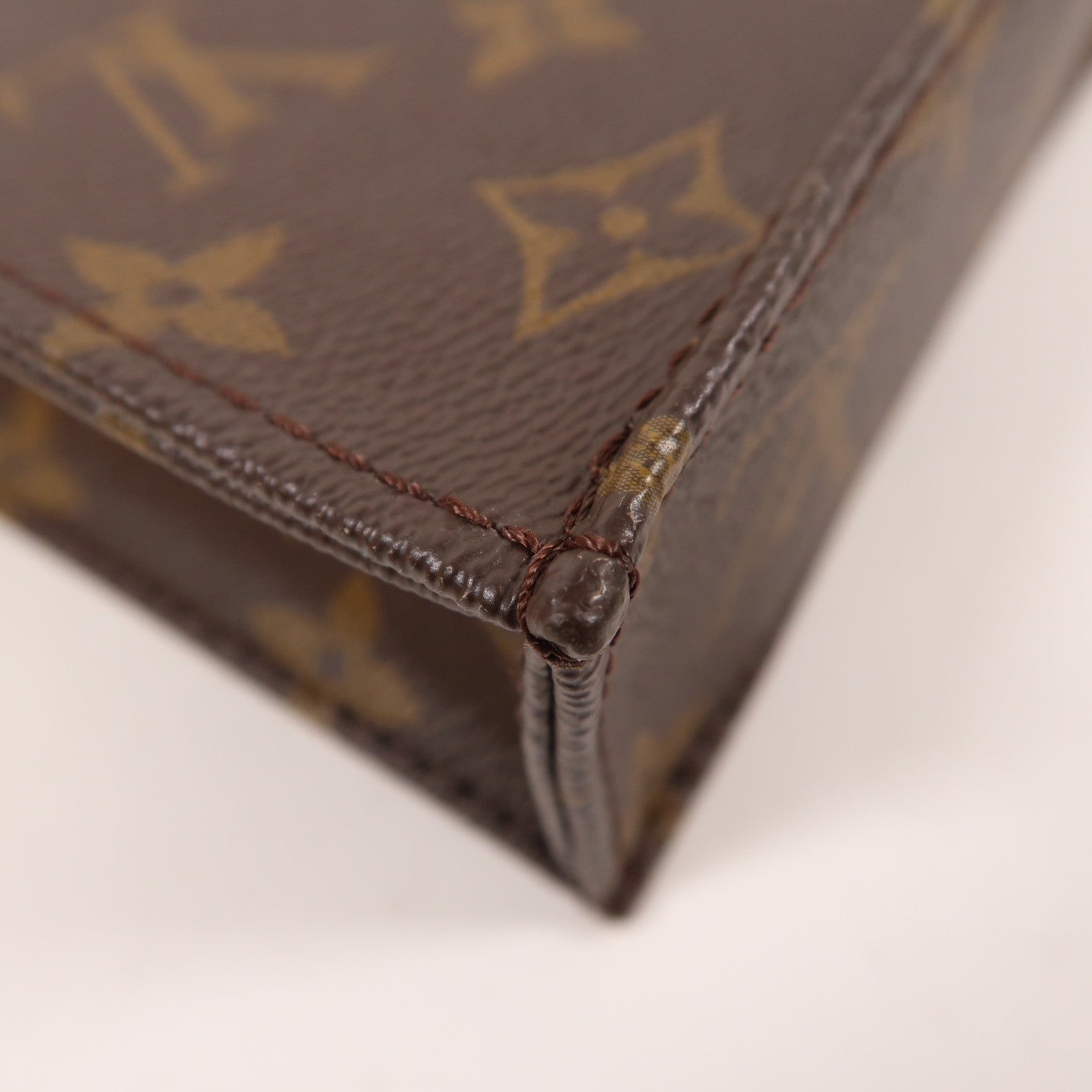 LOUIS VUITTON Monogram Petit Sac Plat金扣手挽肩背兩用袋