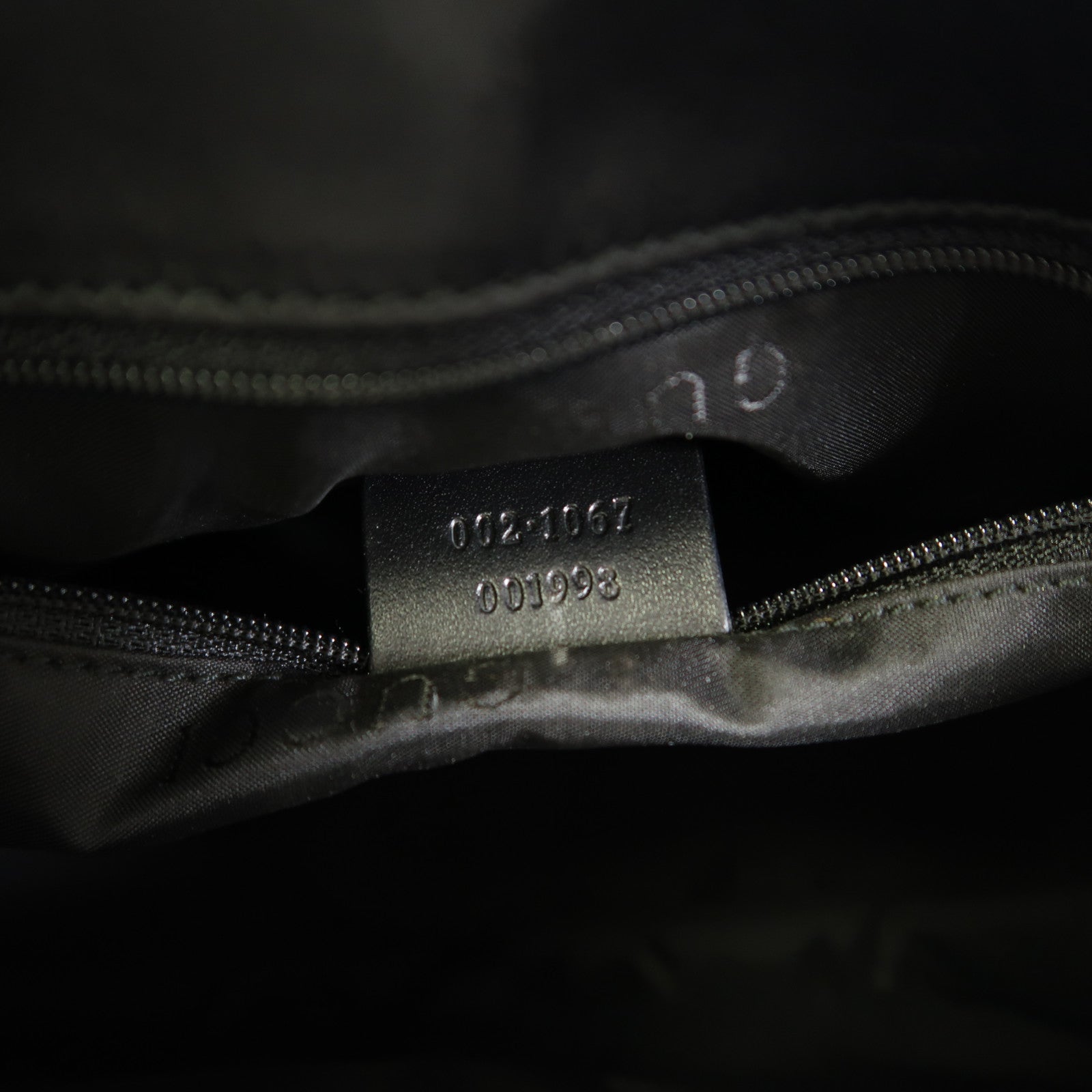 GUCCI 帆布Hand Bag銀扣手挽袋